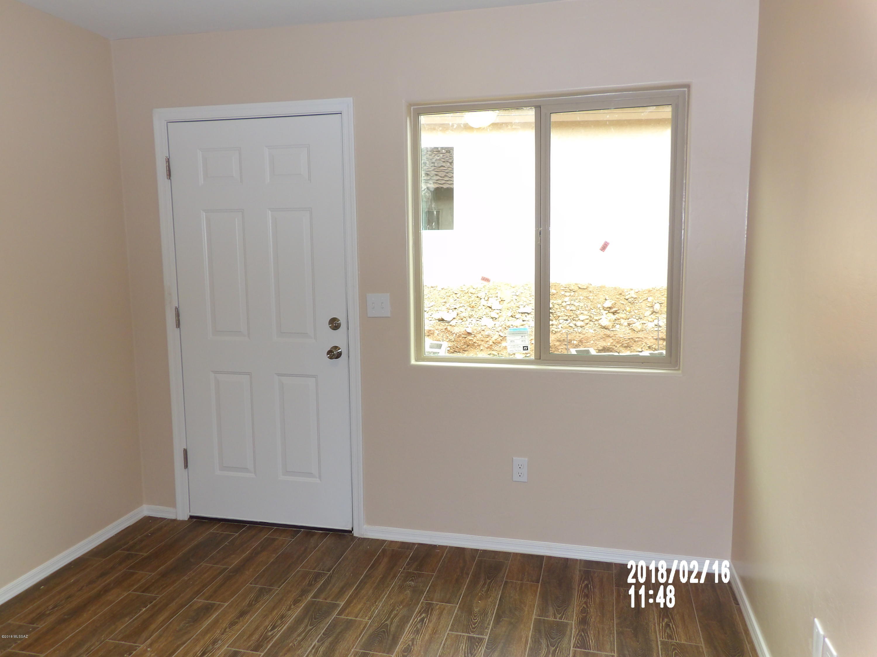 Mountain Manor View - Residential