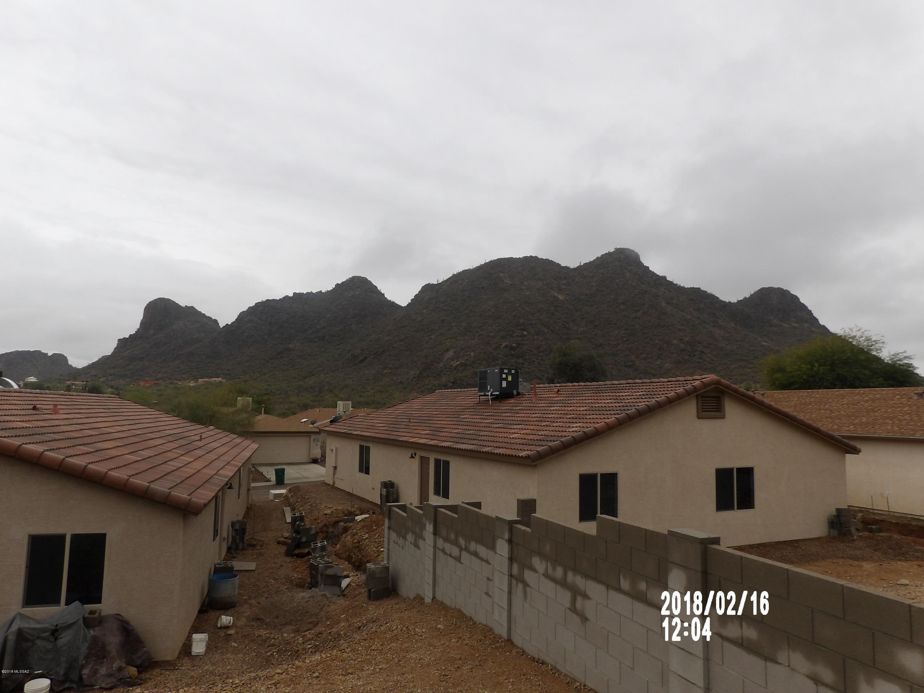 Mountain Manor View - Residential