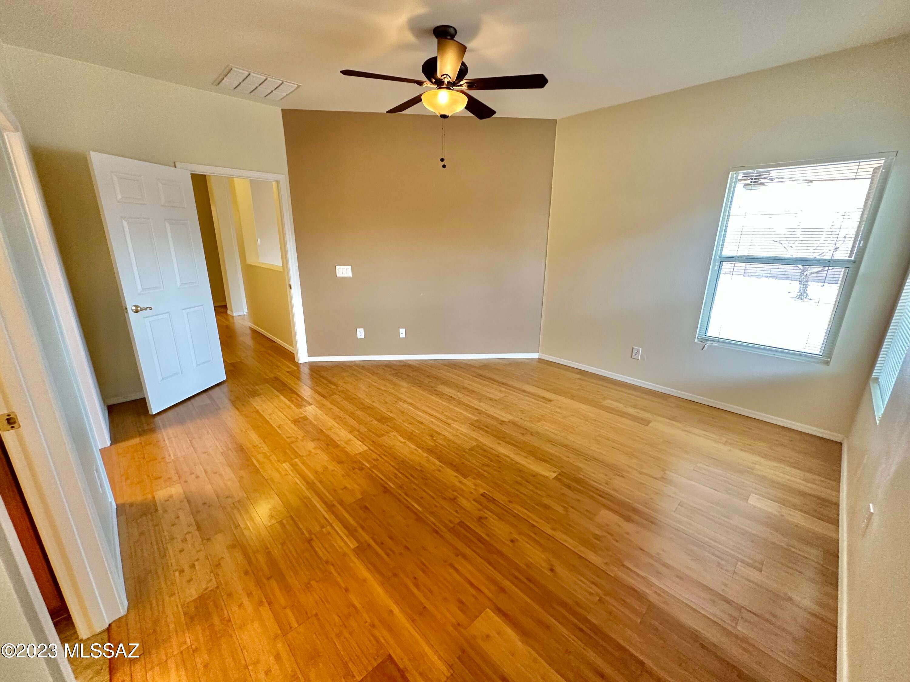 Black Horse (1-411) - Residential Lease