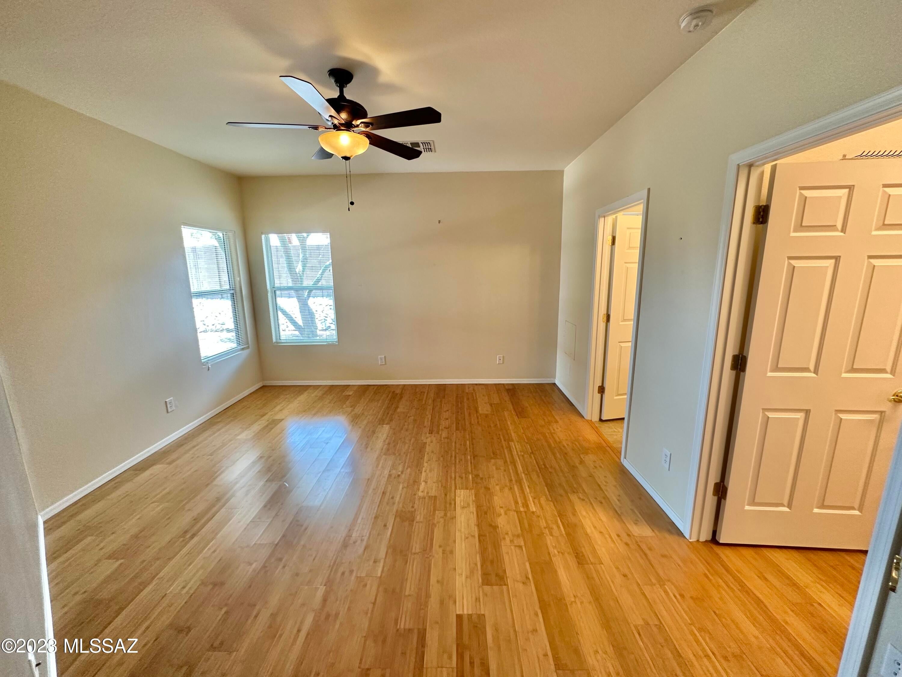 Black Horse (1-411) - Residential Lease