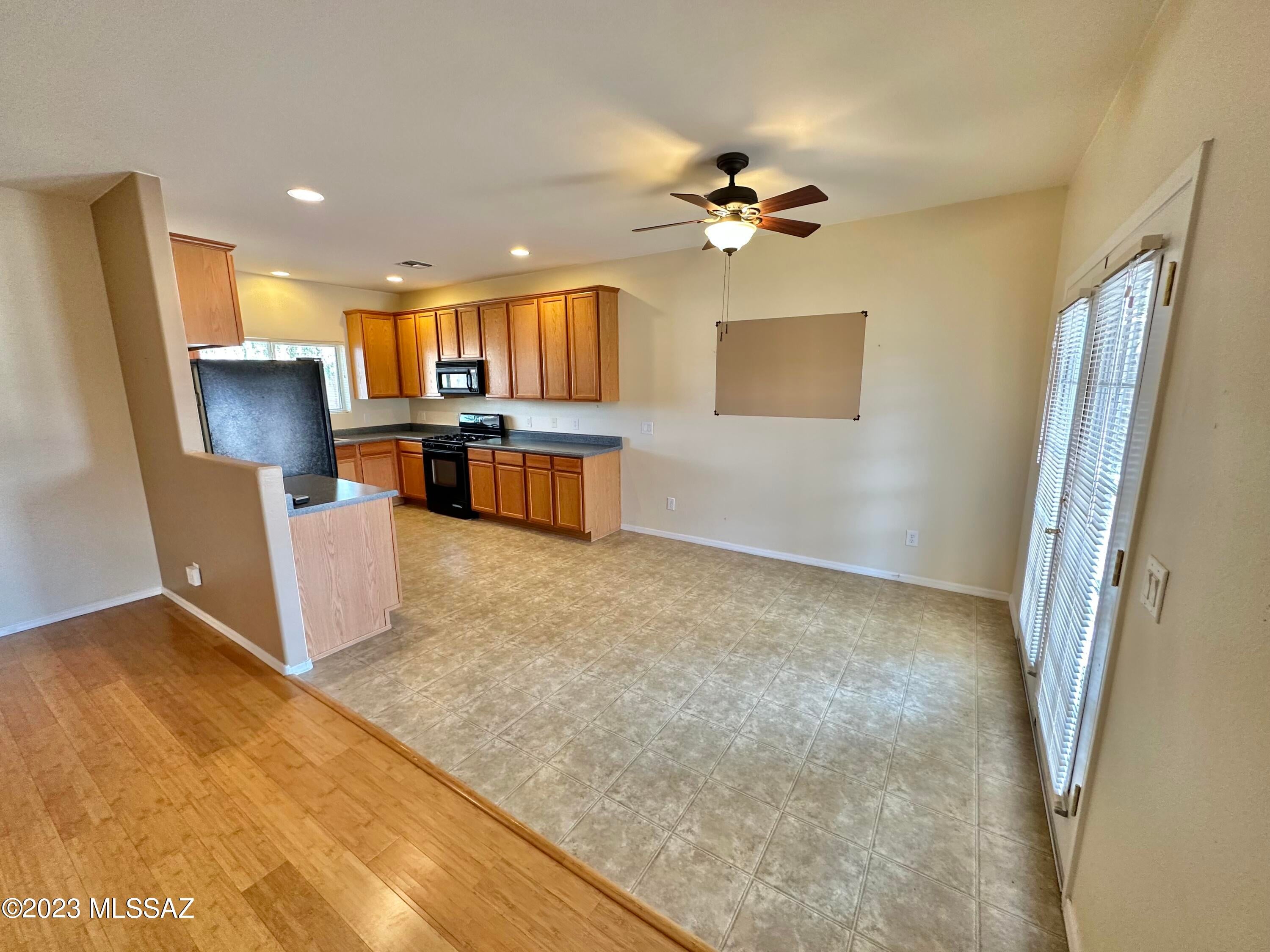Black Horse (1-411) - Residential Lease