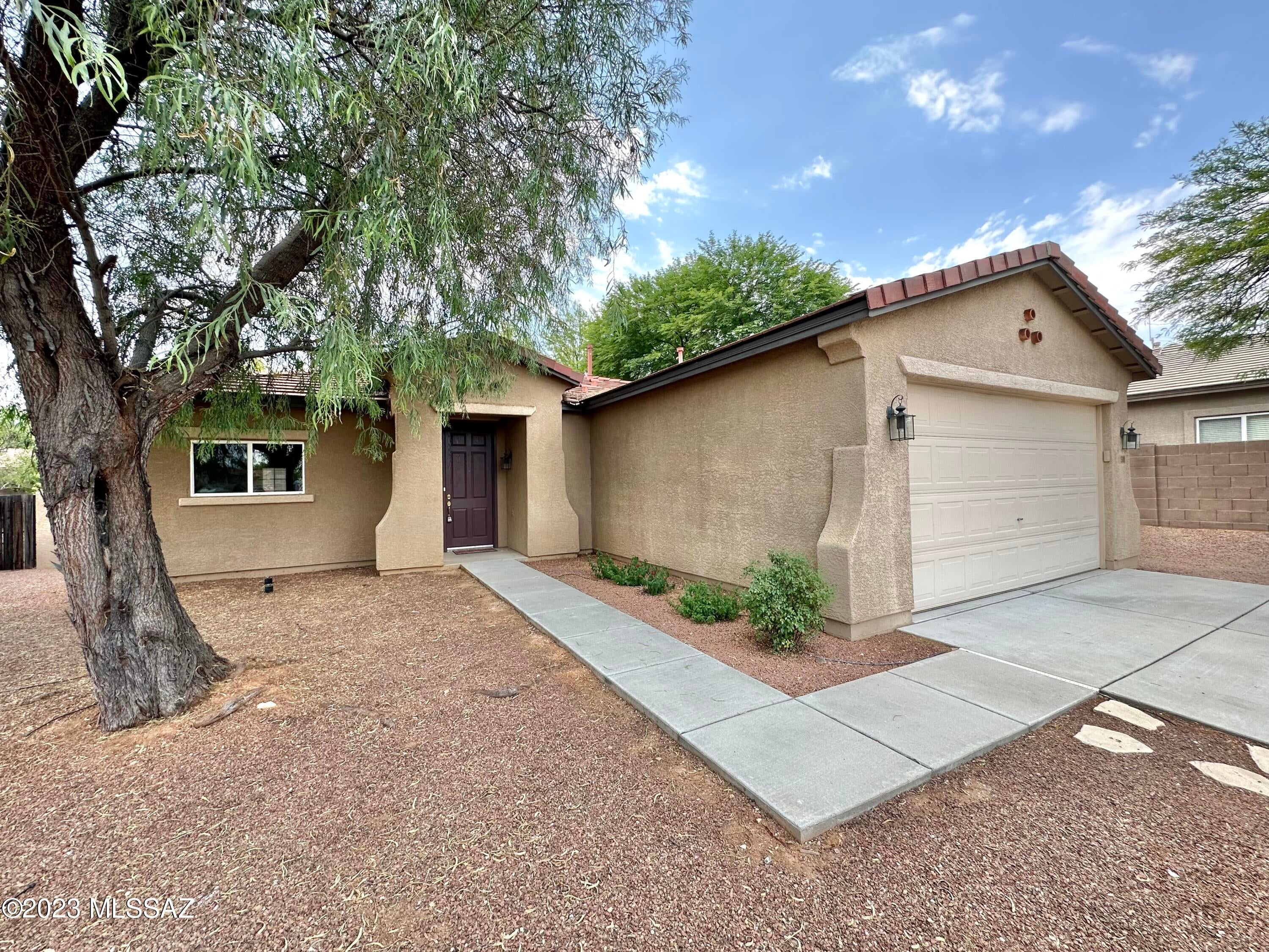 Black Horse (1-411) - Residential Lease