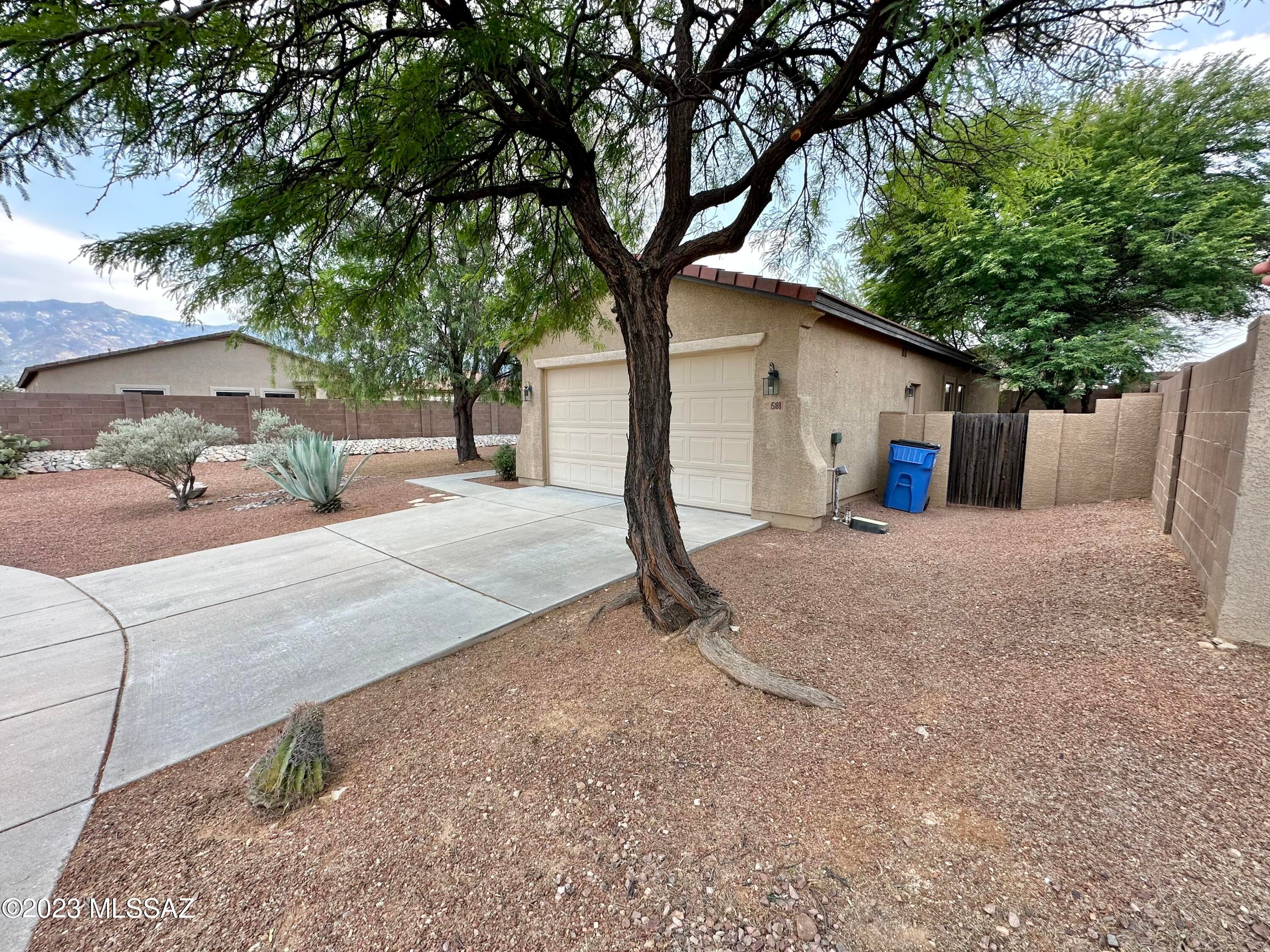 Black Horse (1-411) - Residential Lease