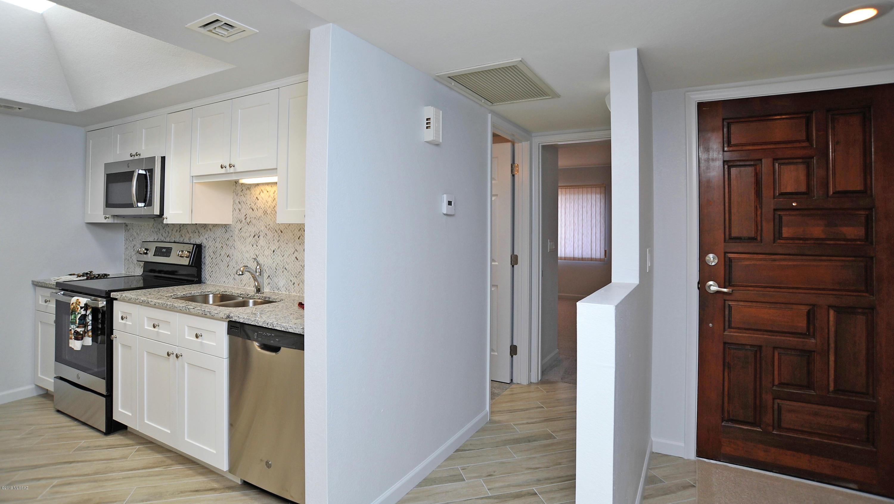 La Cholla Hills(1-313) - Residential
