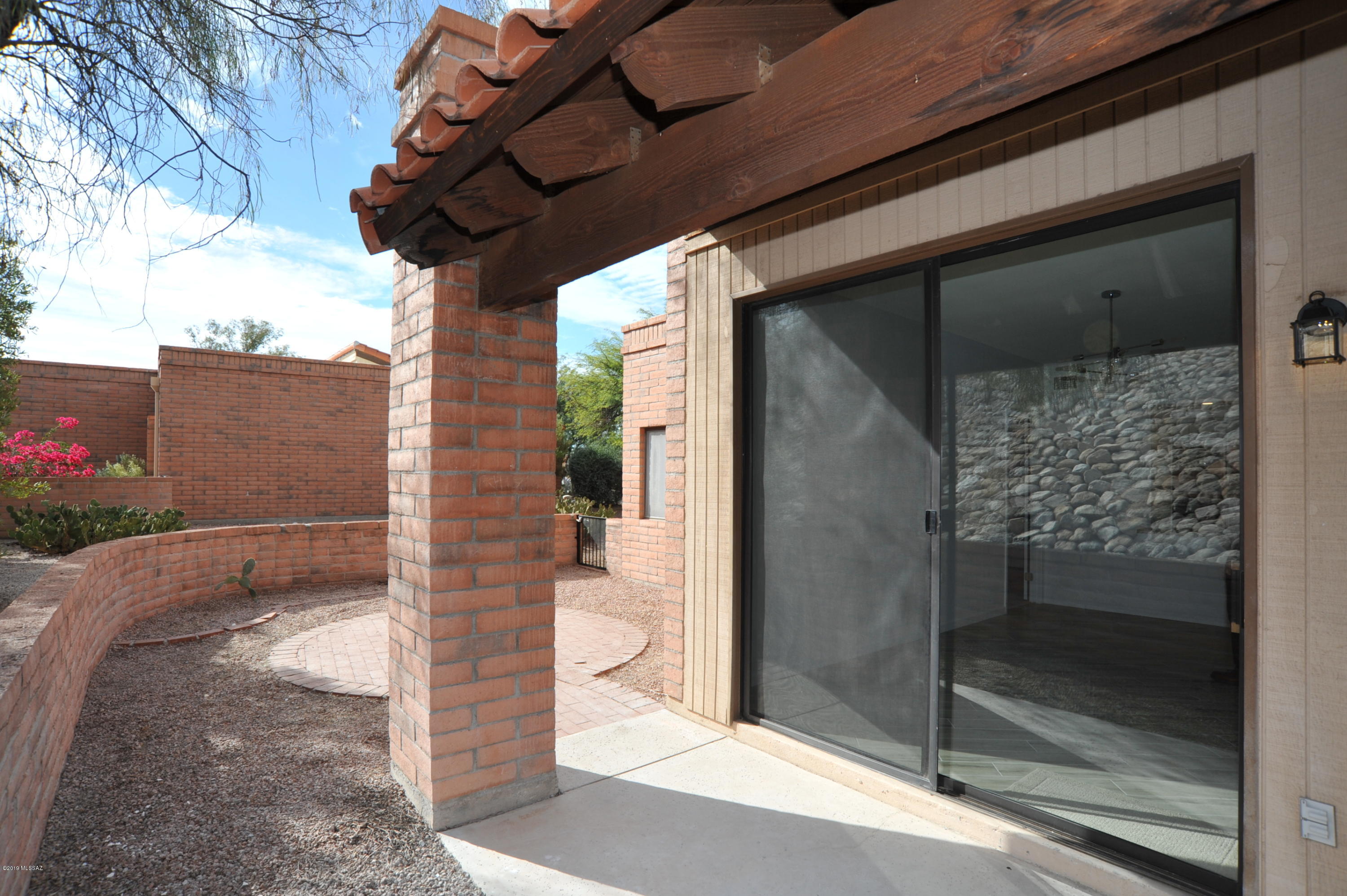 La Cholla Hills(1-313) - Residential