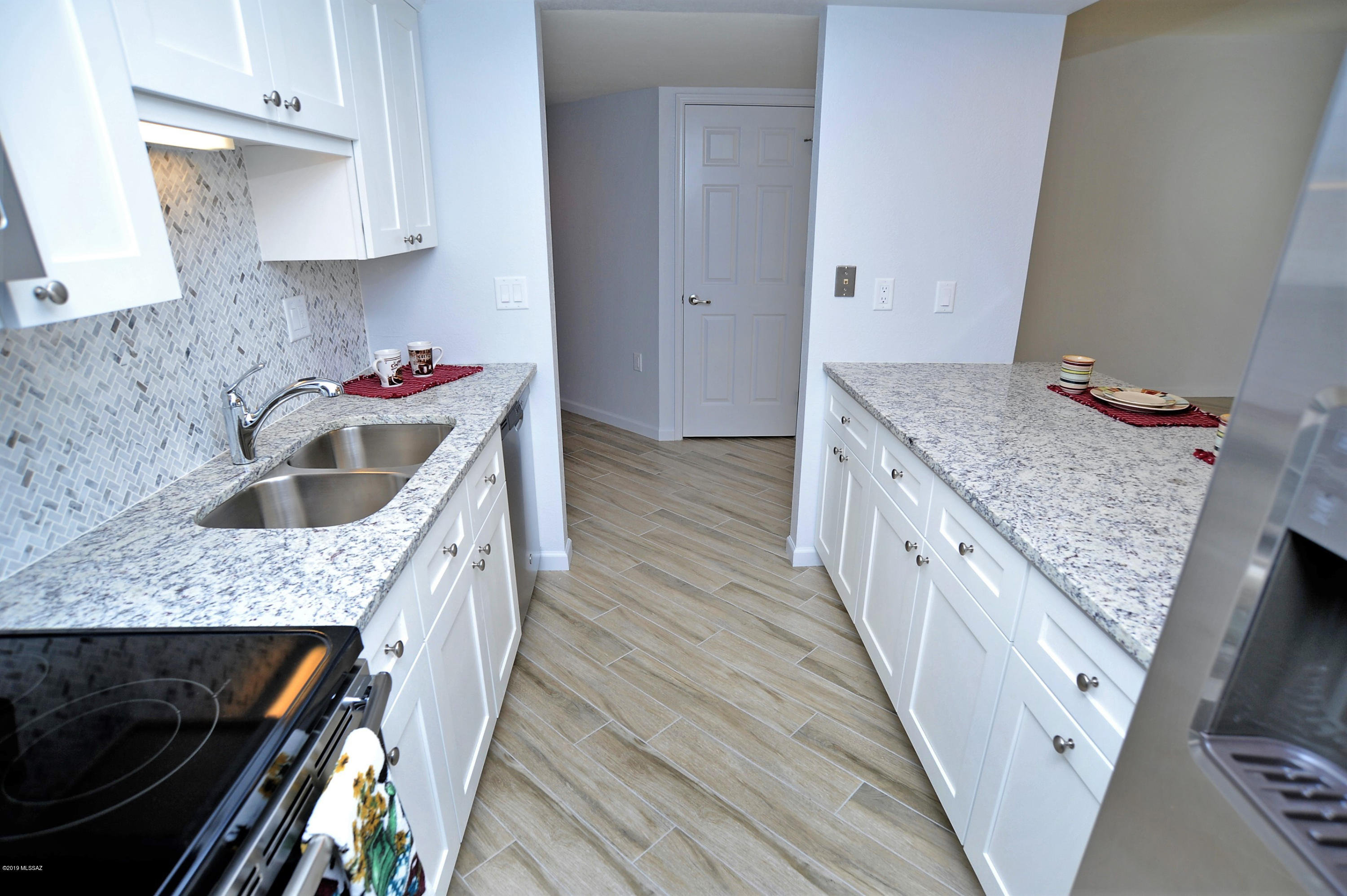 La Cholla Hills(1-313) - Residential