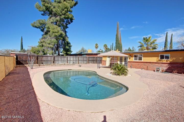 Twin Lakes (1-148) - Residential