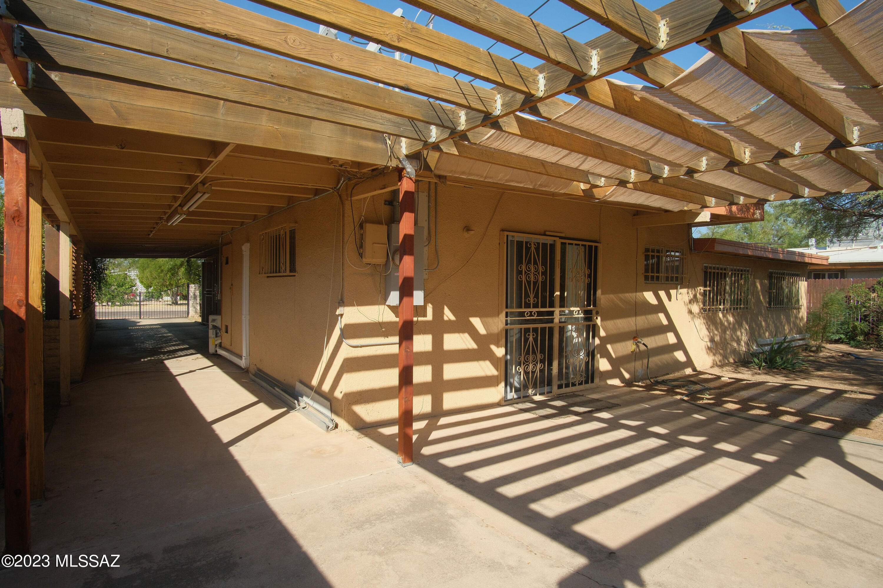 Pueblo Gardens - Residential