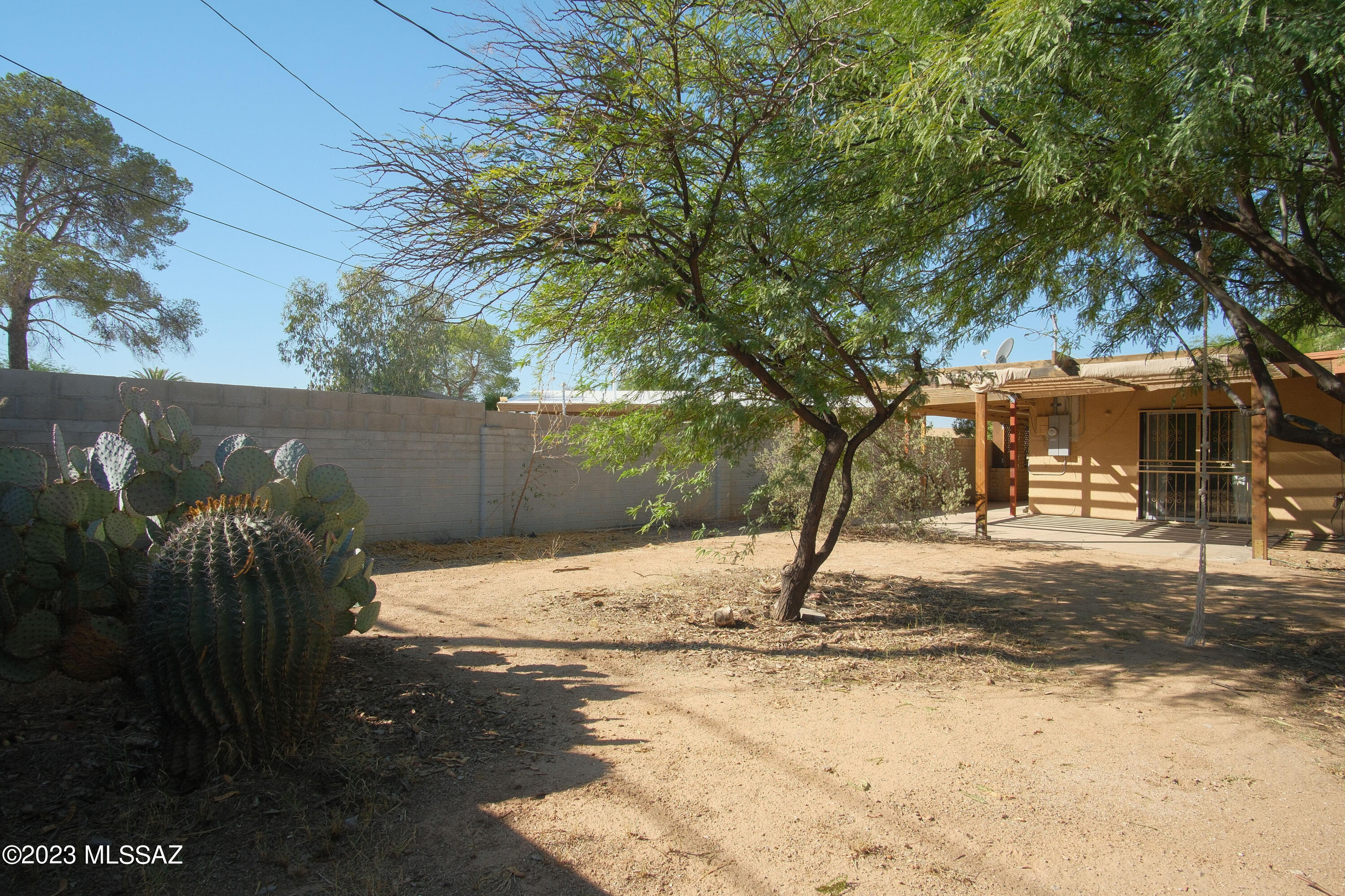 Pueblo Gardens - Residential