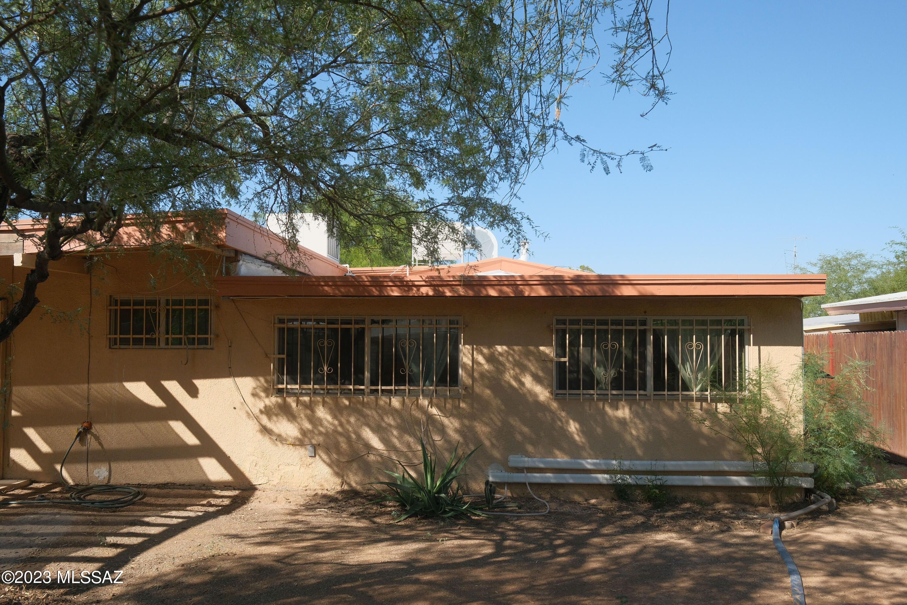 Pueblo Gardens - Residential