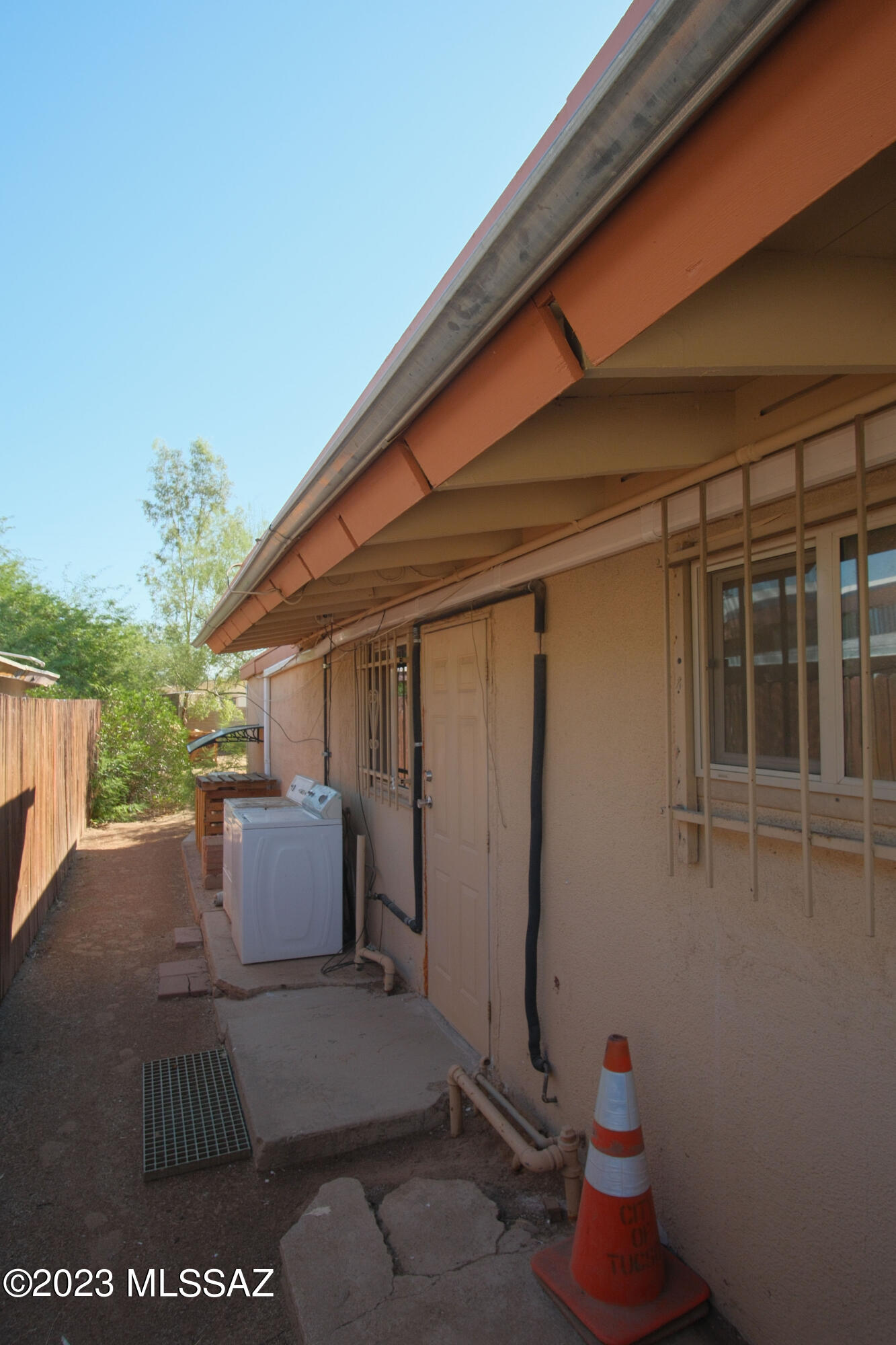 Pueblo Gardens - Residential