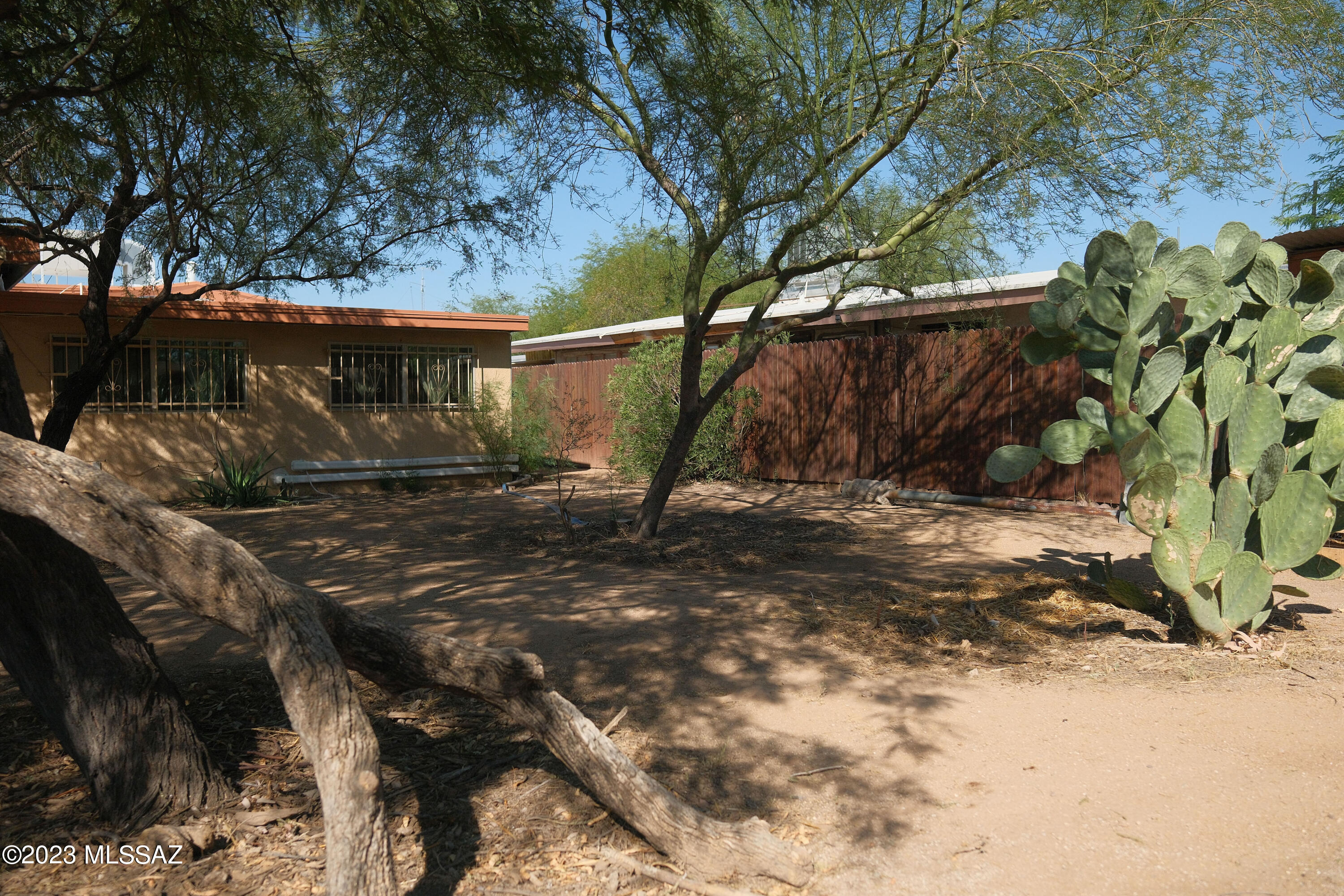 Pueblo Gardens - Residential