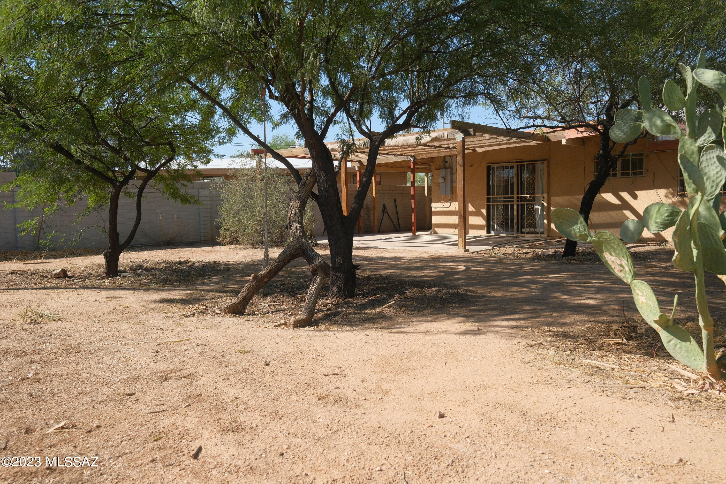 Pueblo Gardens - Residential