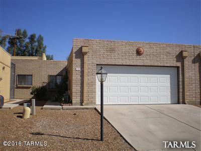 Wow - What an Awesome ''Freshly Painted'' Three-Bedroom Property - Nice house and With Very Small HOA - Custom Paint Throughout - Inviting Great Room Off Kitchen- Large Formal Dining Room - House Flows Very Smoothly from the Custom Kitchen on One End Back to the Master Retreat on the Other - Sits in Highly Desired ''Newberry Park'' in the Heart of Tucson Eastside - Very Quiet and Calm on Those Cool Tucson Nights - Throw in “A Smoking Price''' and a “Home Warranty” - Now your Golden - Not a Short Sale nor Foreclosure - Beautiful Property - Peaceful - Private – Perfect – No Need to Preview - Go
