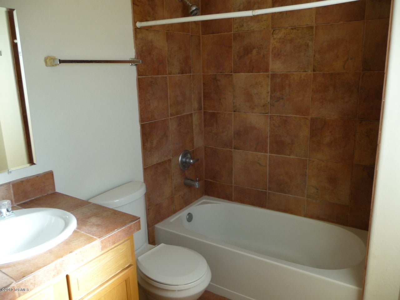 Unsubdivided - Residential Lease