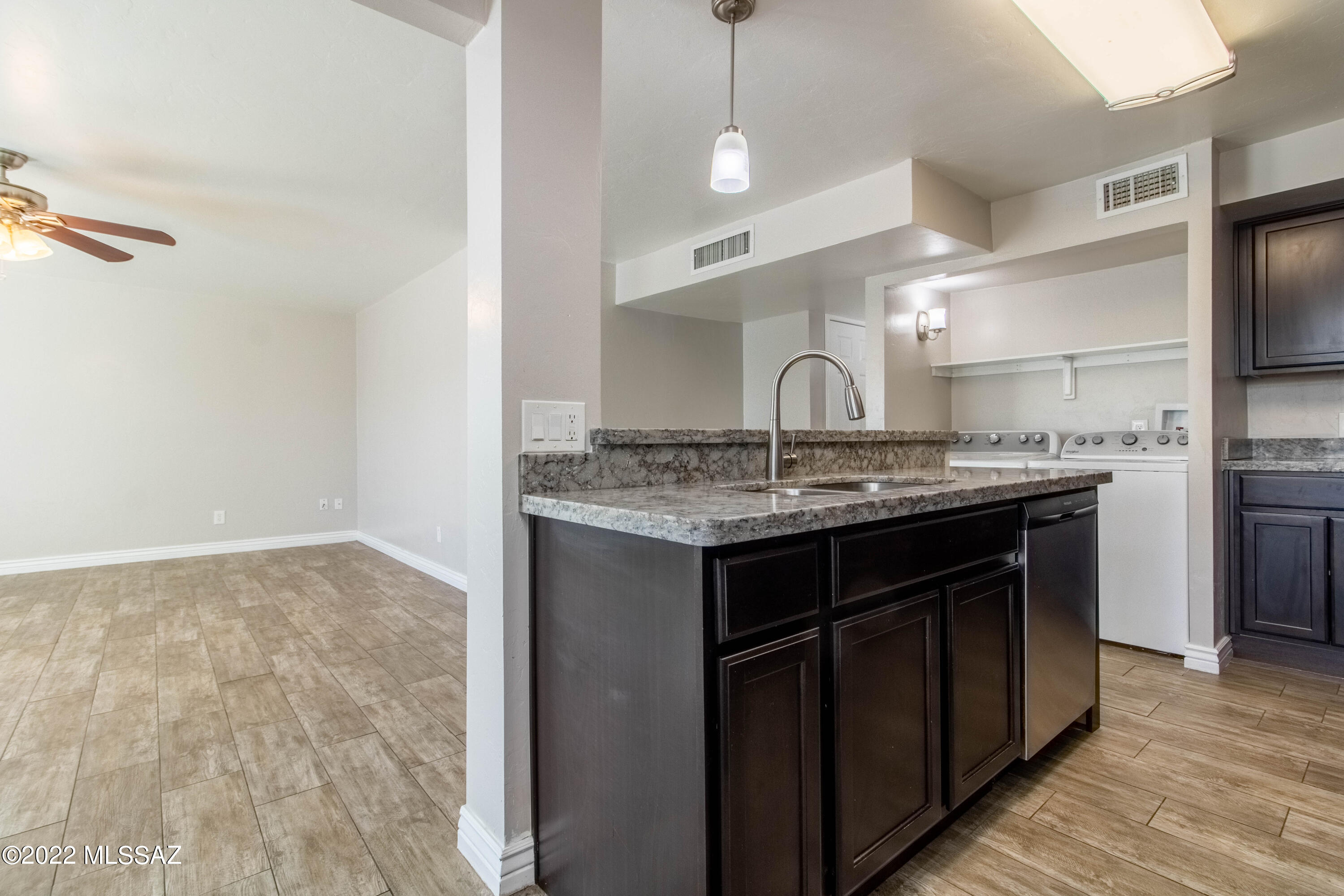 Rivendell Twnhss (1-46) - Residential