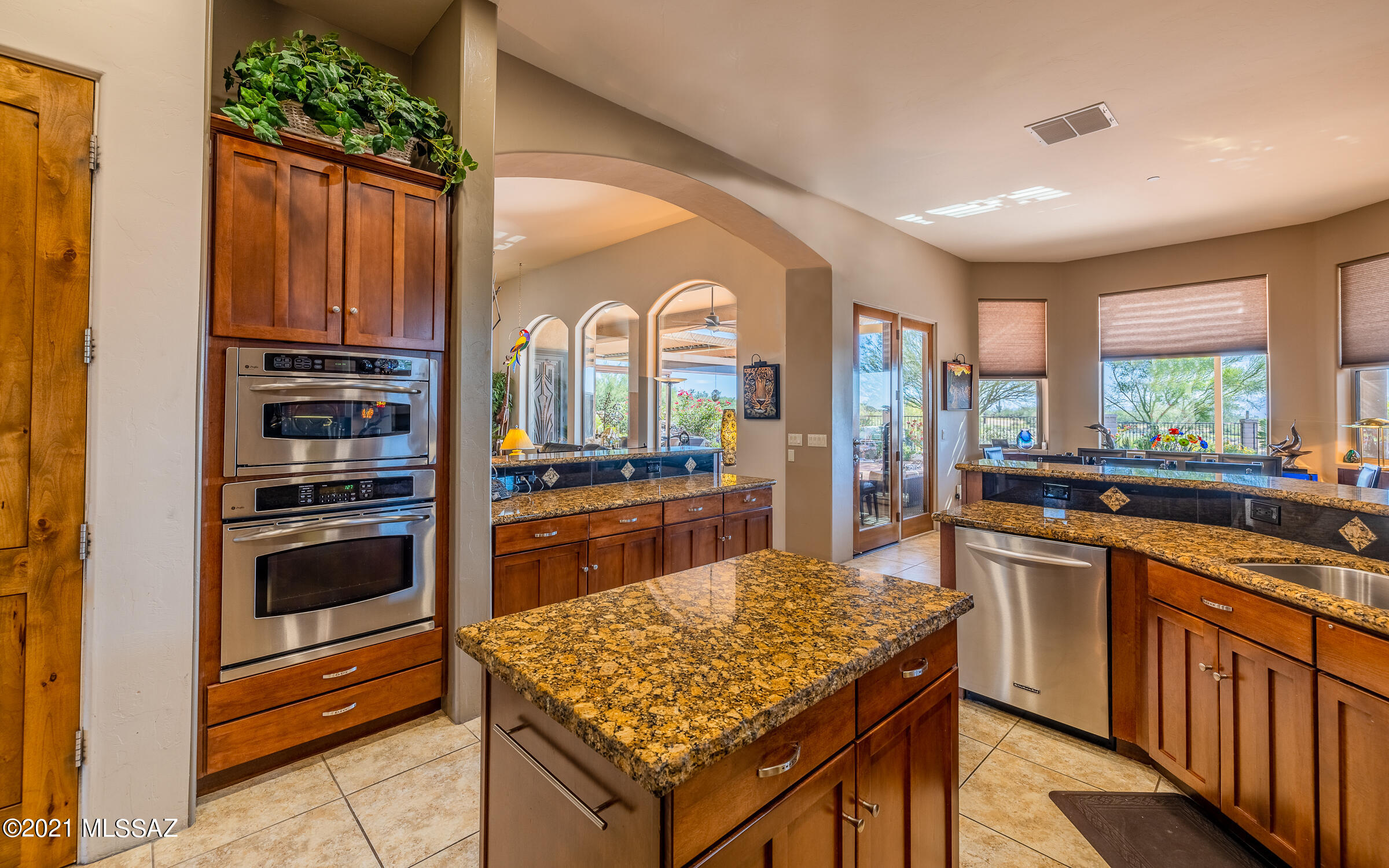 Dos Lagos at Dove Mountain (1-91) - Residential
