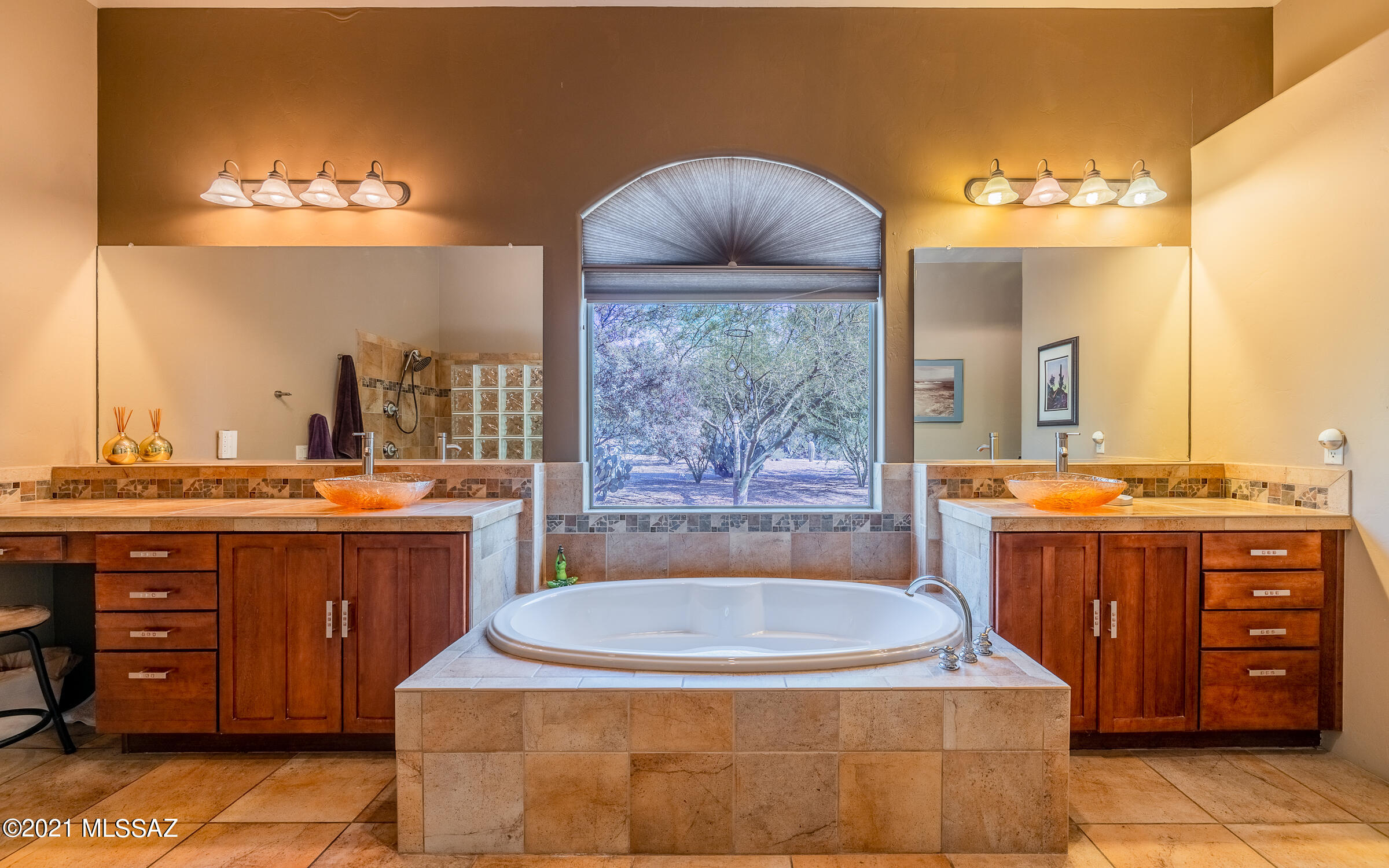 Dos Lagos at Dove Mountain (1-91) - Residential