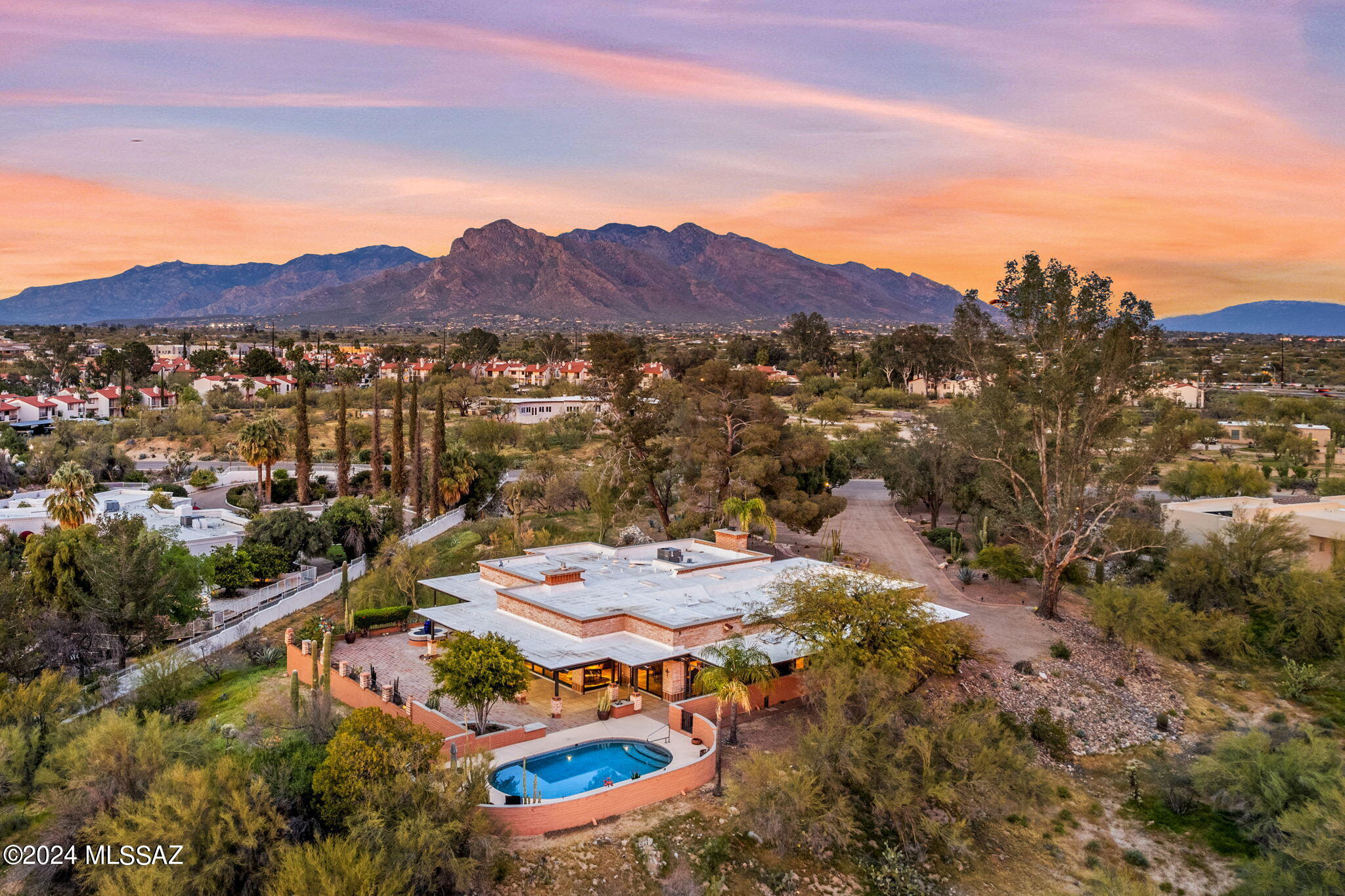 Tucson National Est - Residential