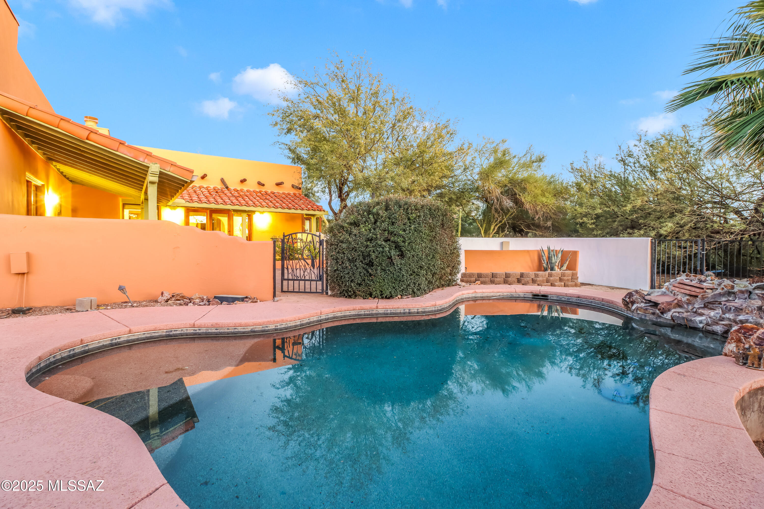 Las Lomas De Catalina (1-36) - Residential