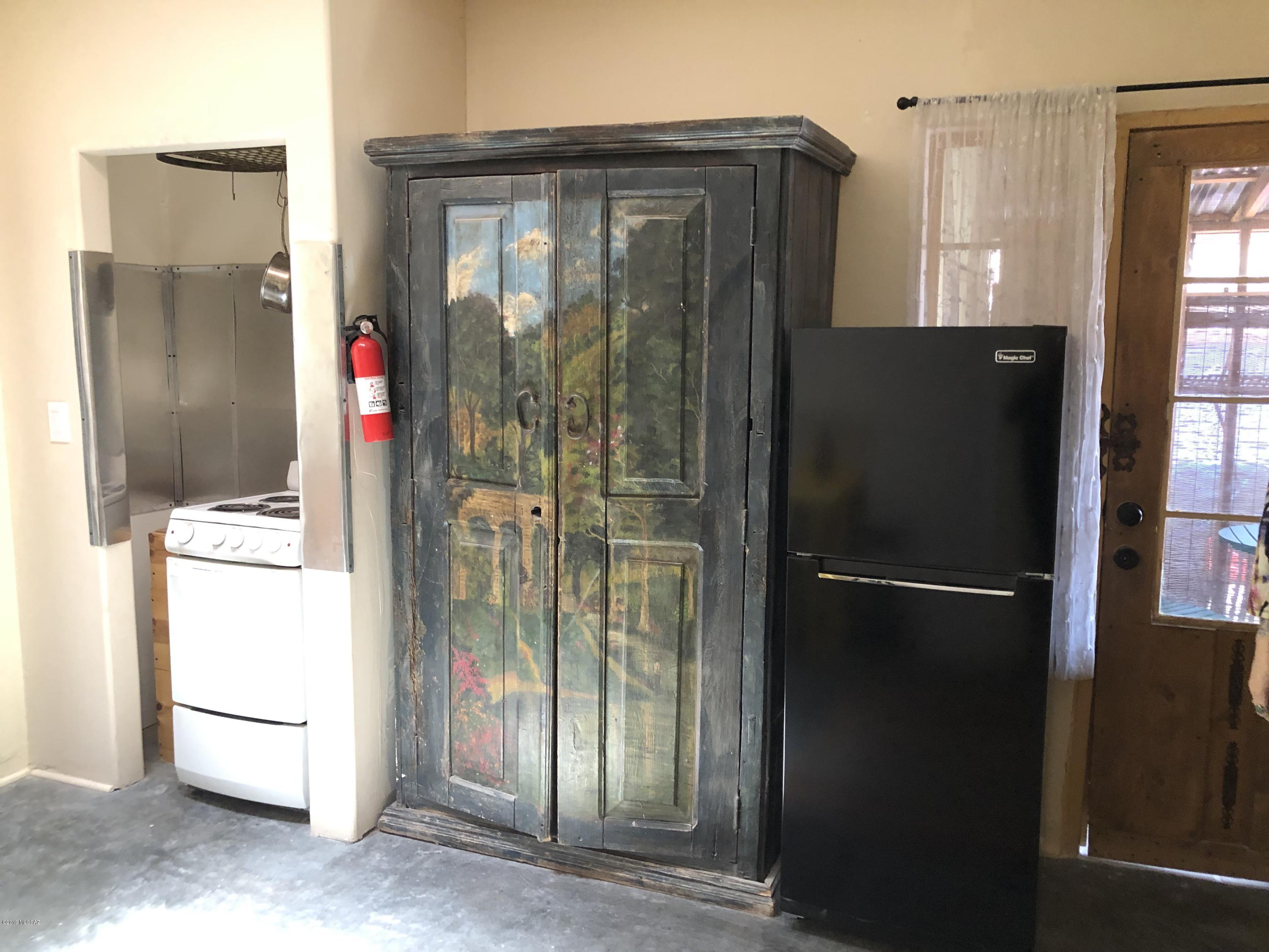 La Mirada (1-8) - Residential Lease