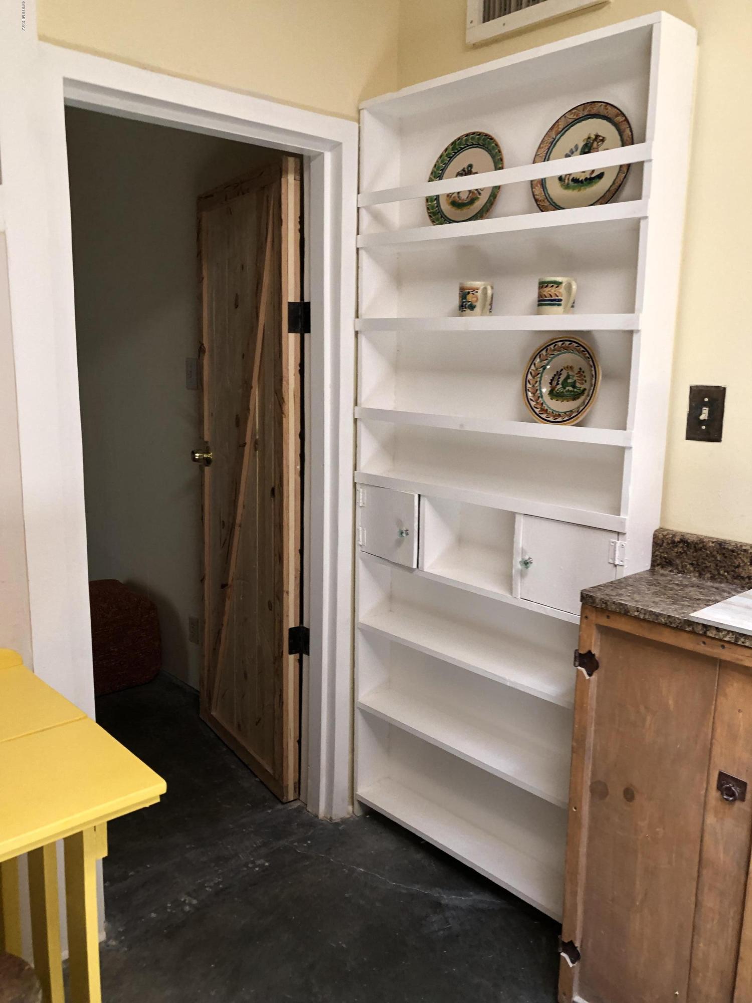 La Mirada (1-8) - Residential Lease