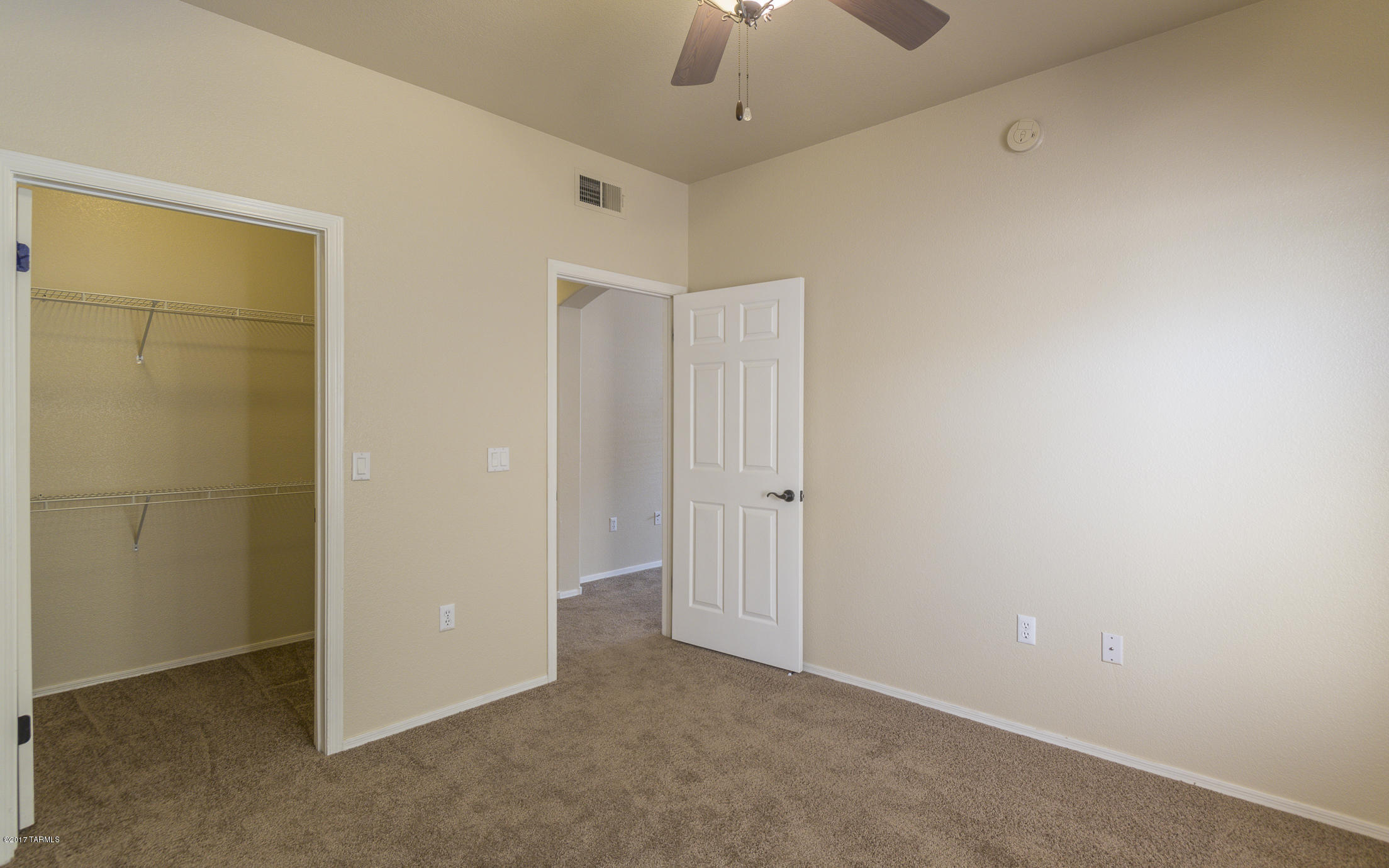 Pinnacle Canyon Condominium - Residential