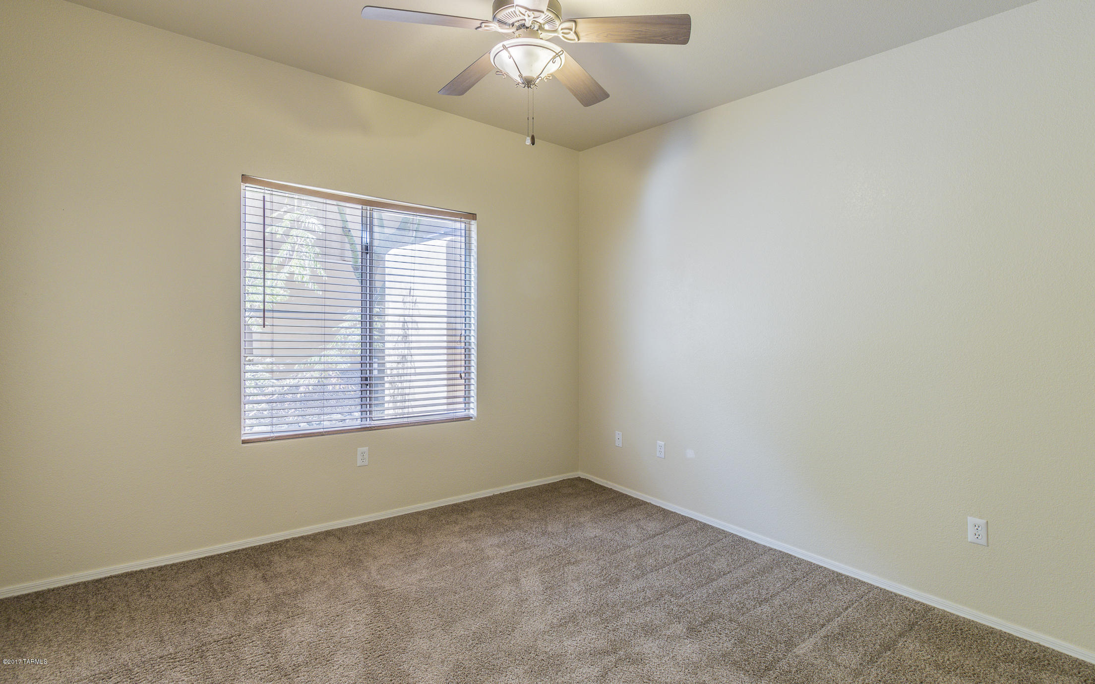 Pinnacle Canyon Condominium - Residential