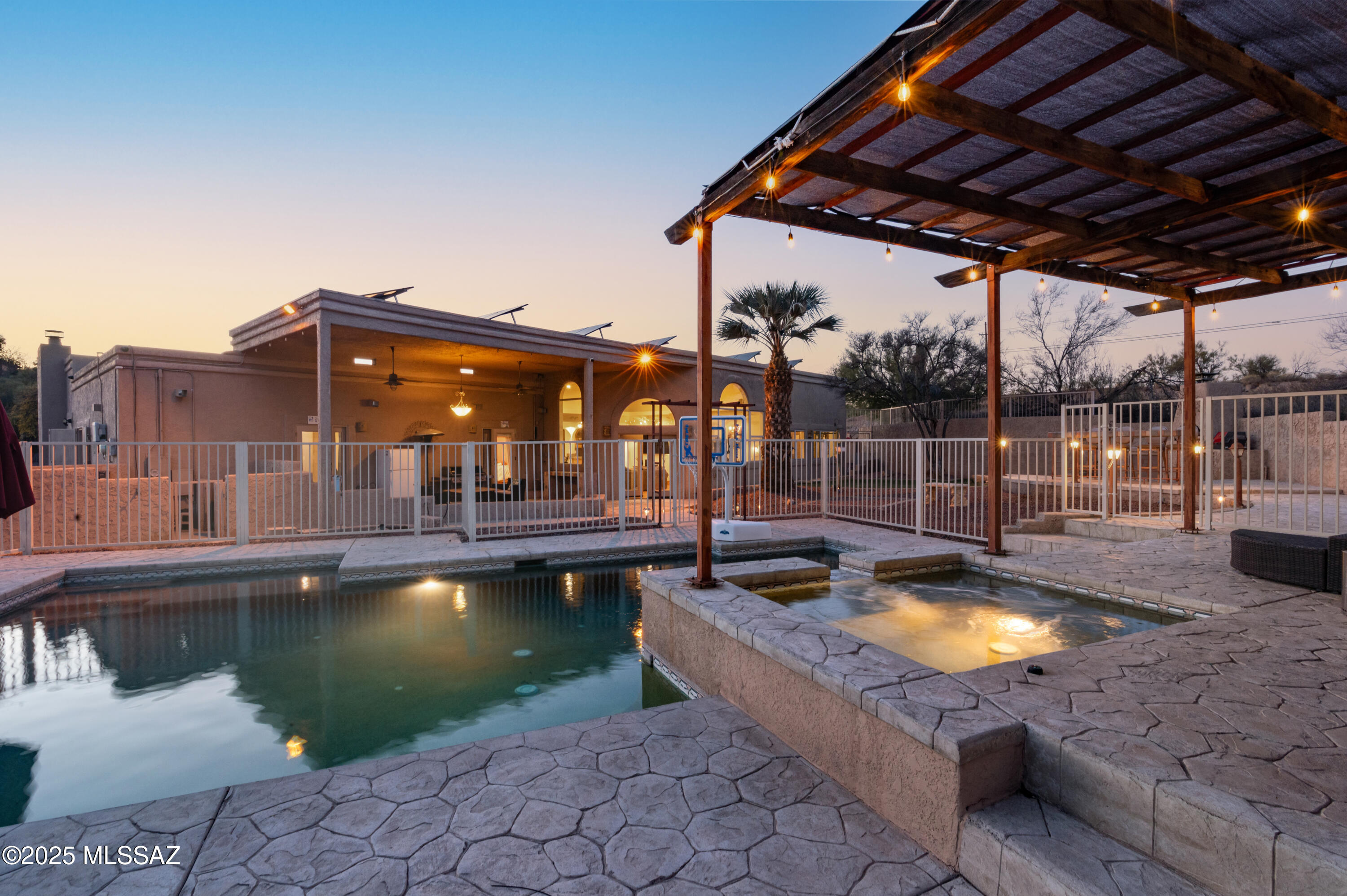 Monte Del Oro (1-187) - Residential