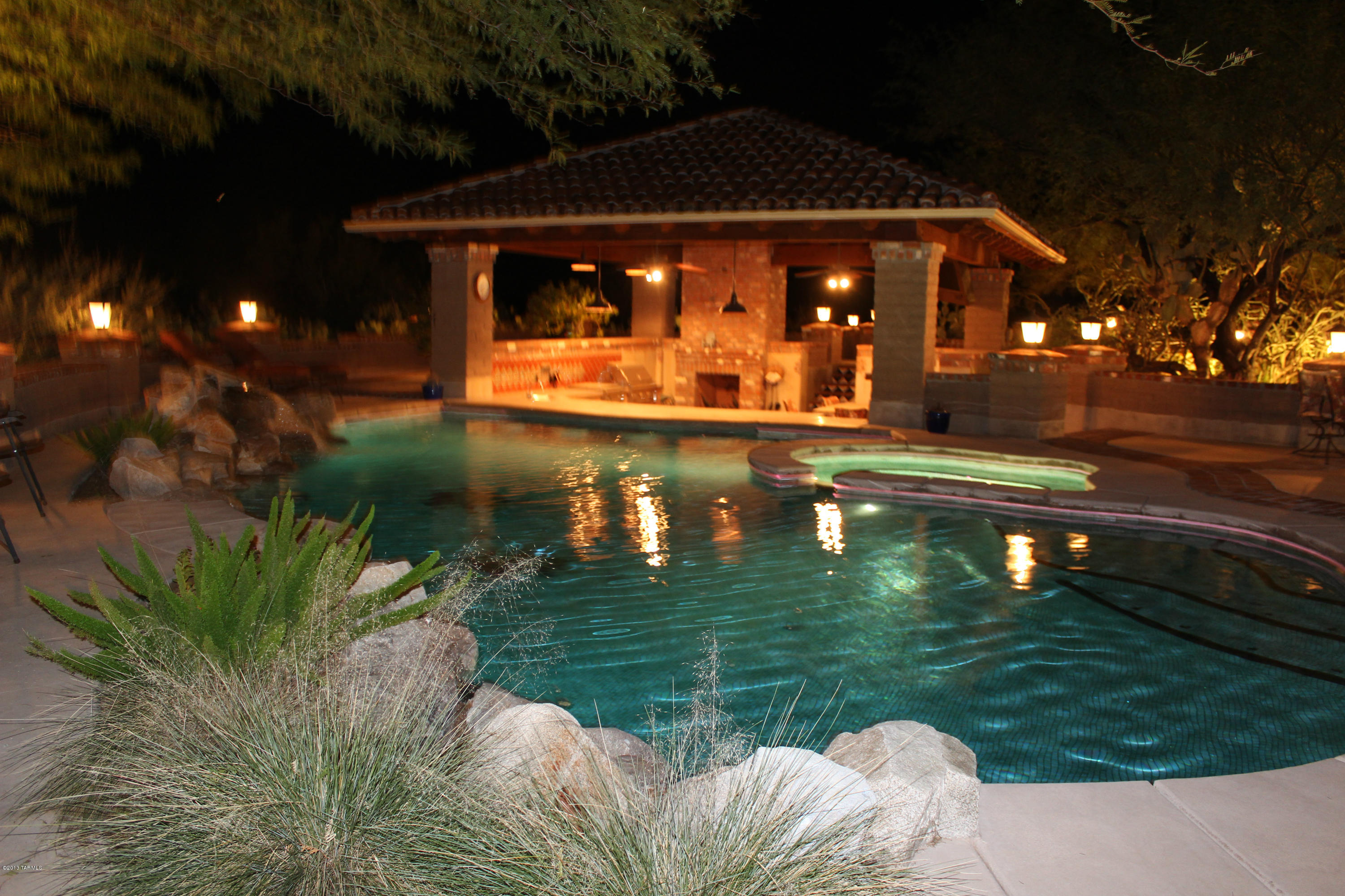 La Cholla Airpark - Residential