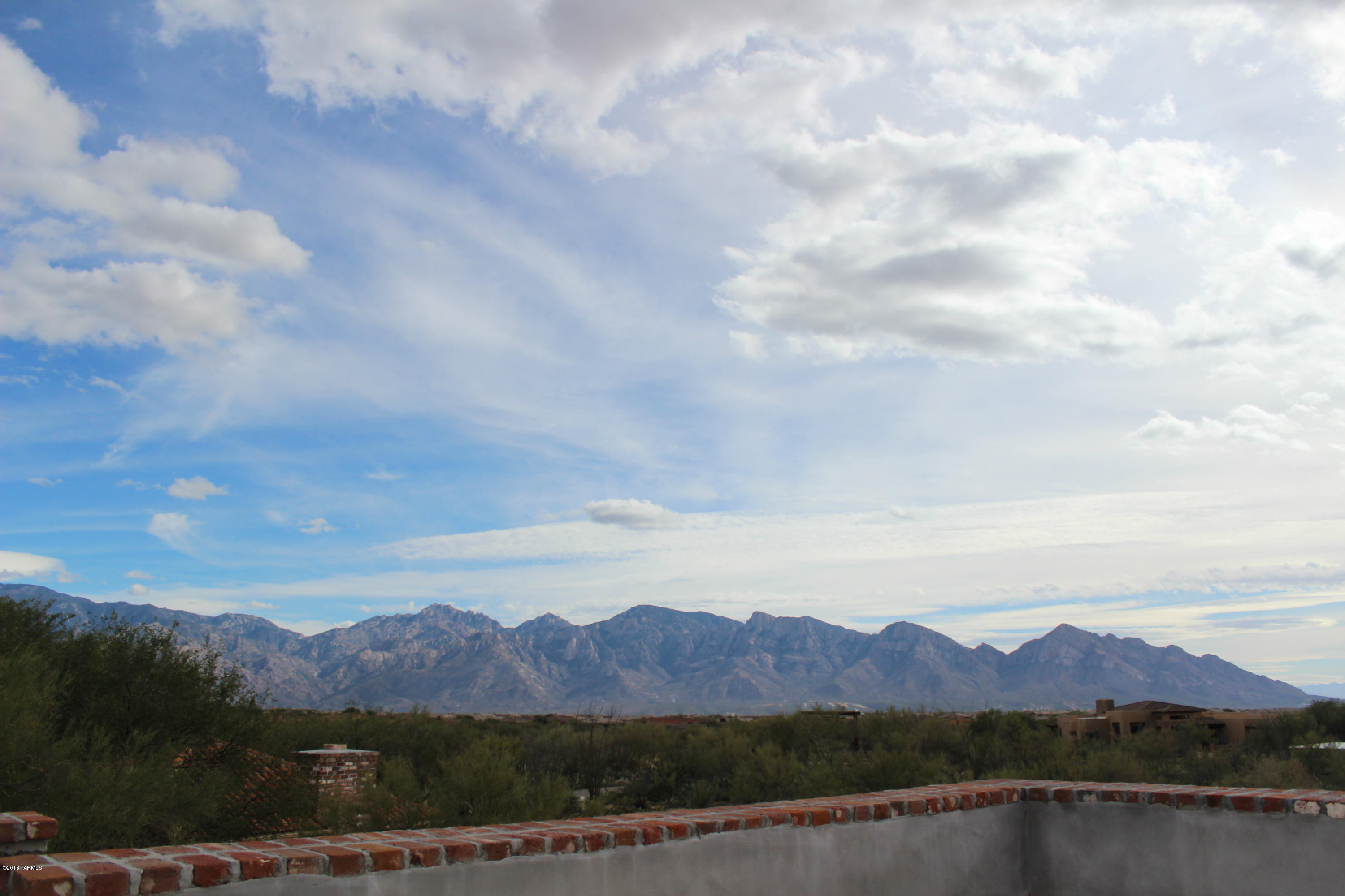 La Cholla Airpark - Residential