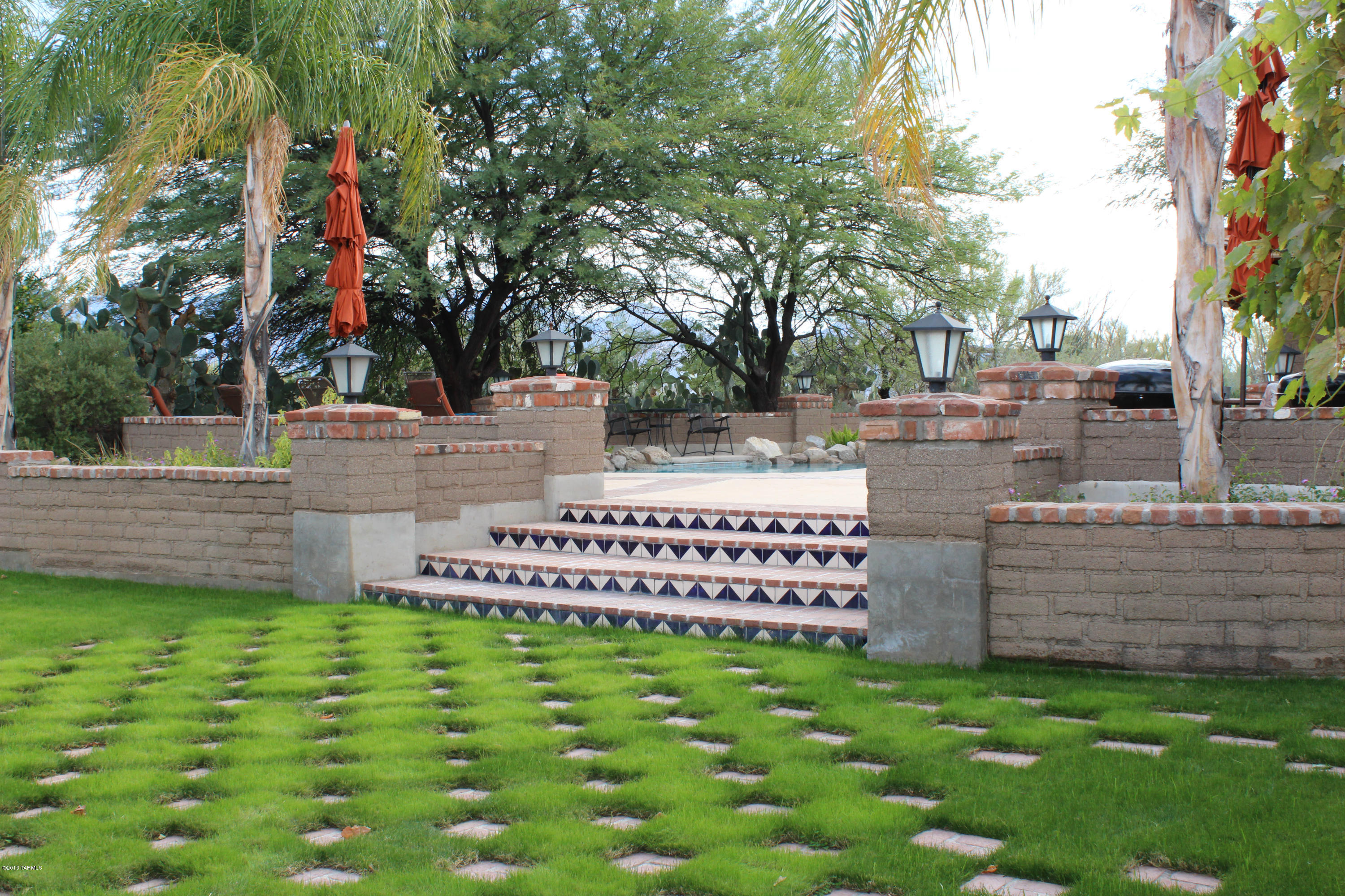 La Cholla Airpark - Residential