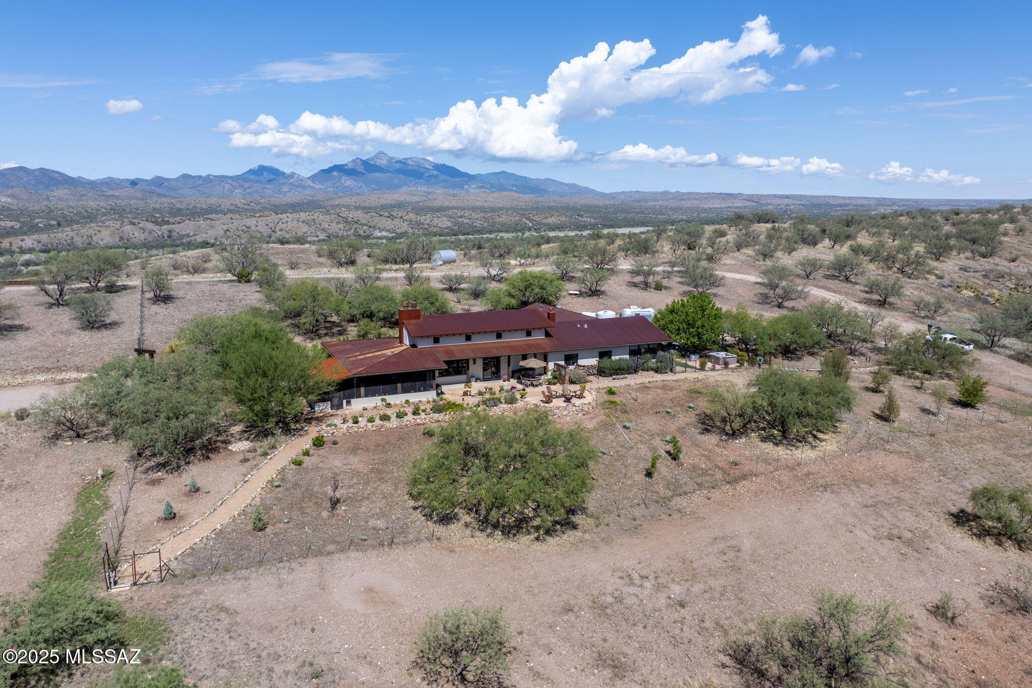 Rail X Ranch Est - Residential