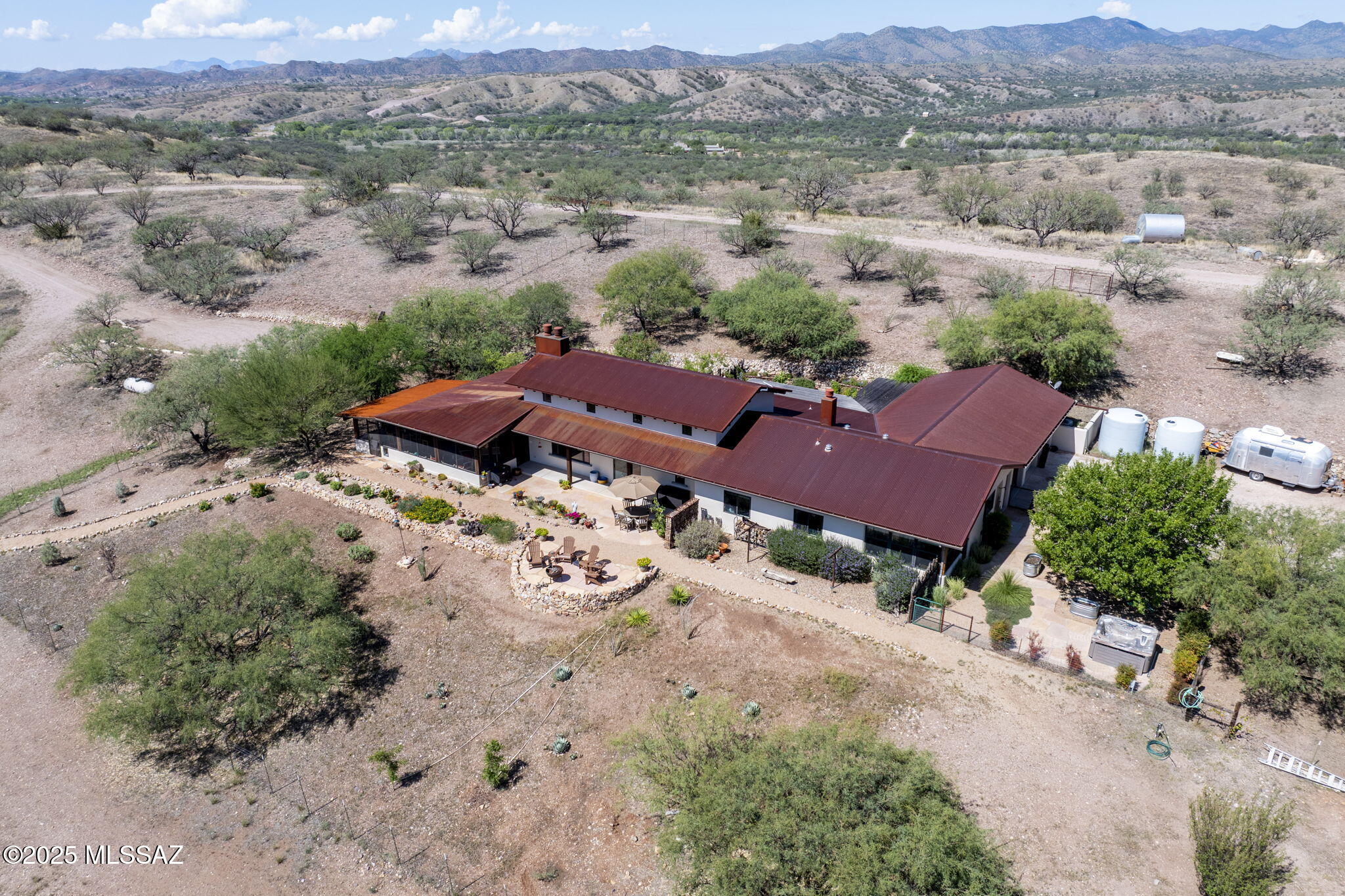 Rail X Ranch Est - Residential
