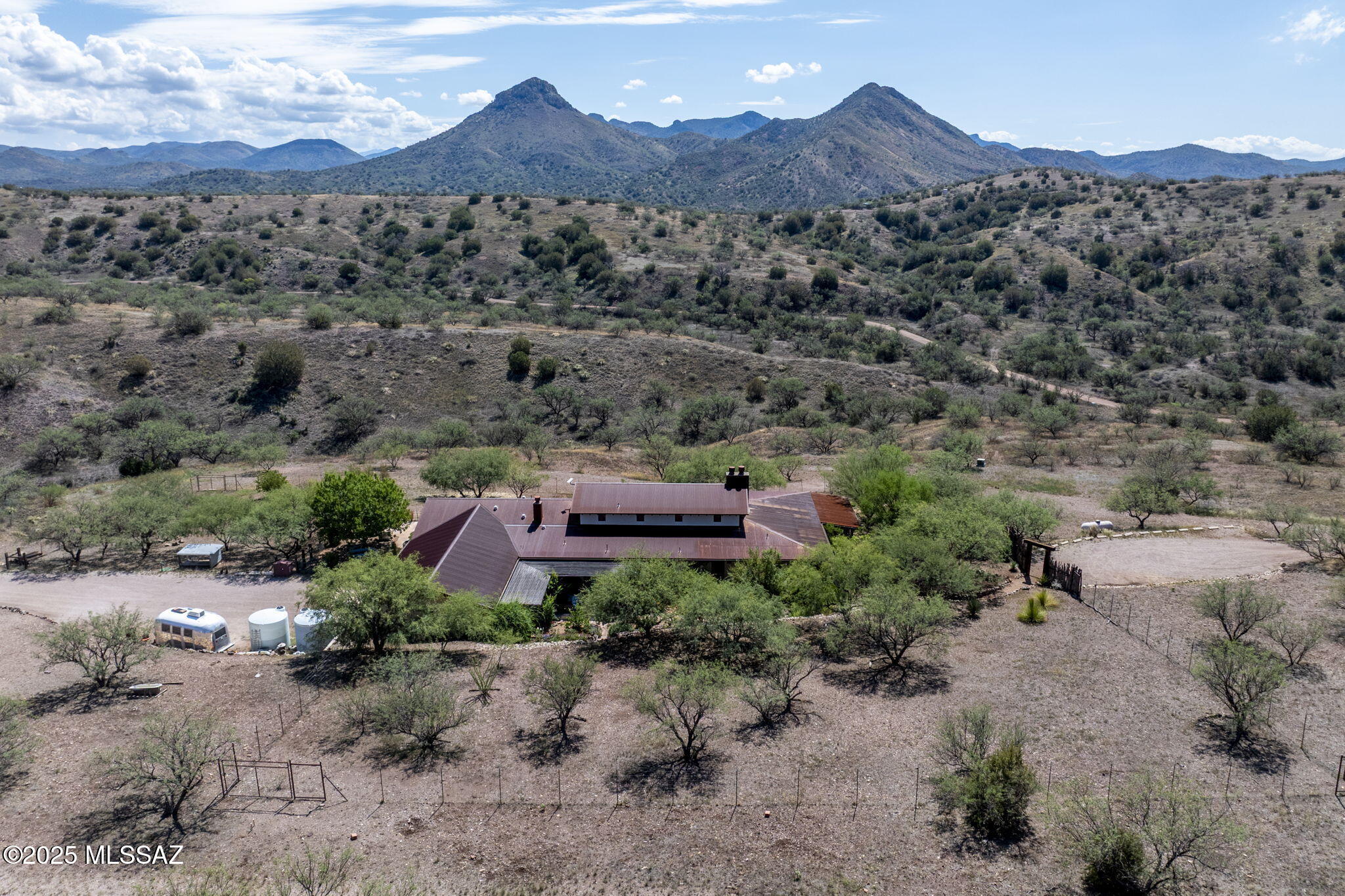 Rail X Ranch Est - Residential