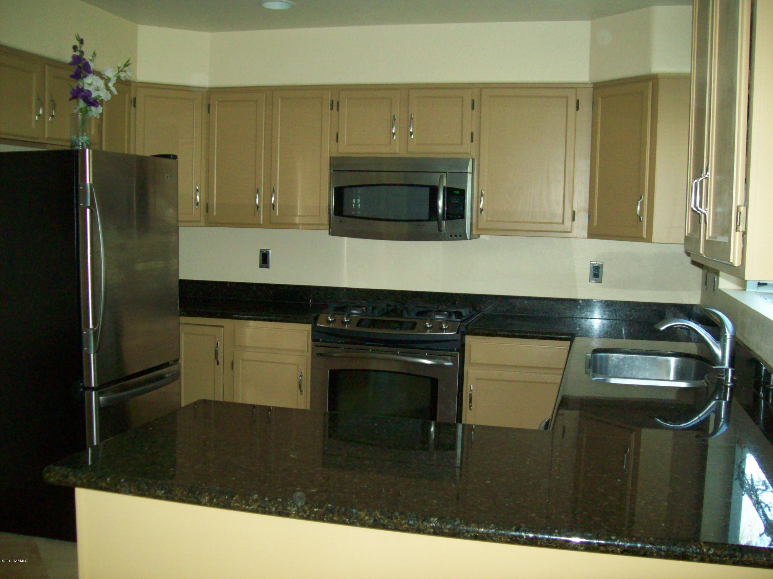 Canada Hills Village 12 (1-21) - Residential Lease