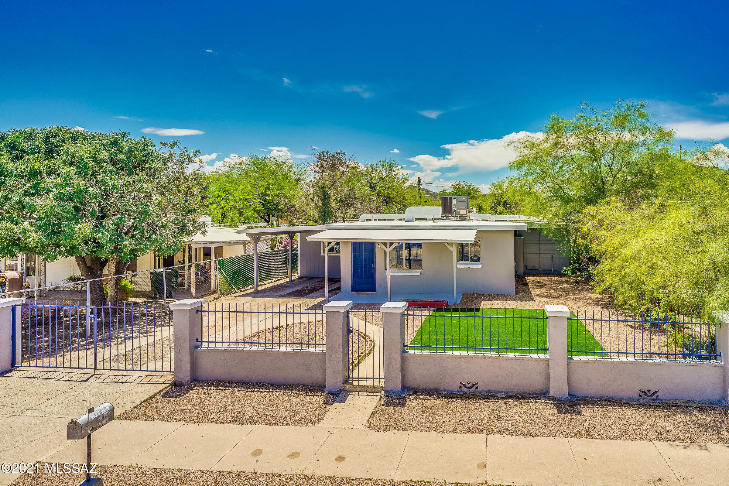 El Rio Park - Residential