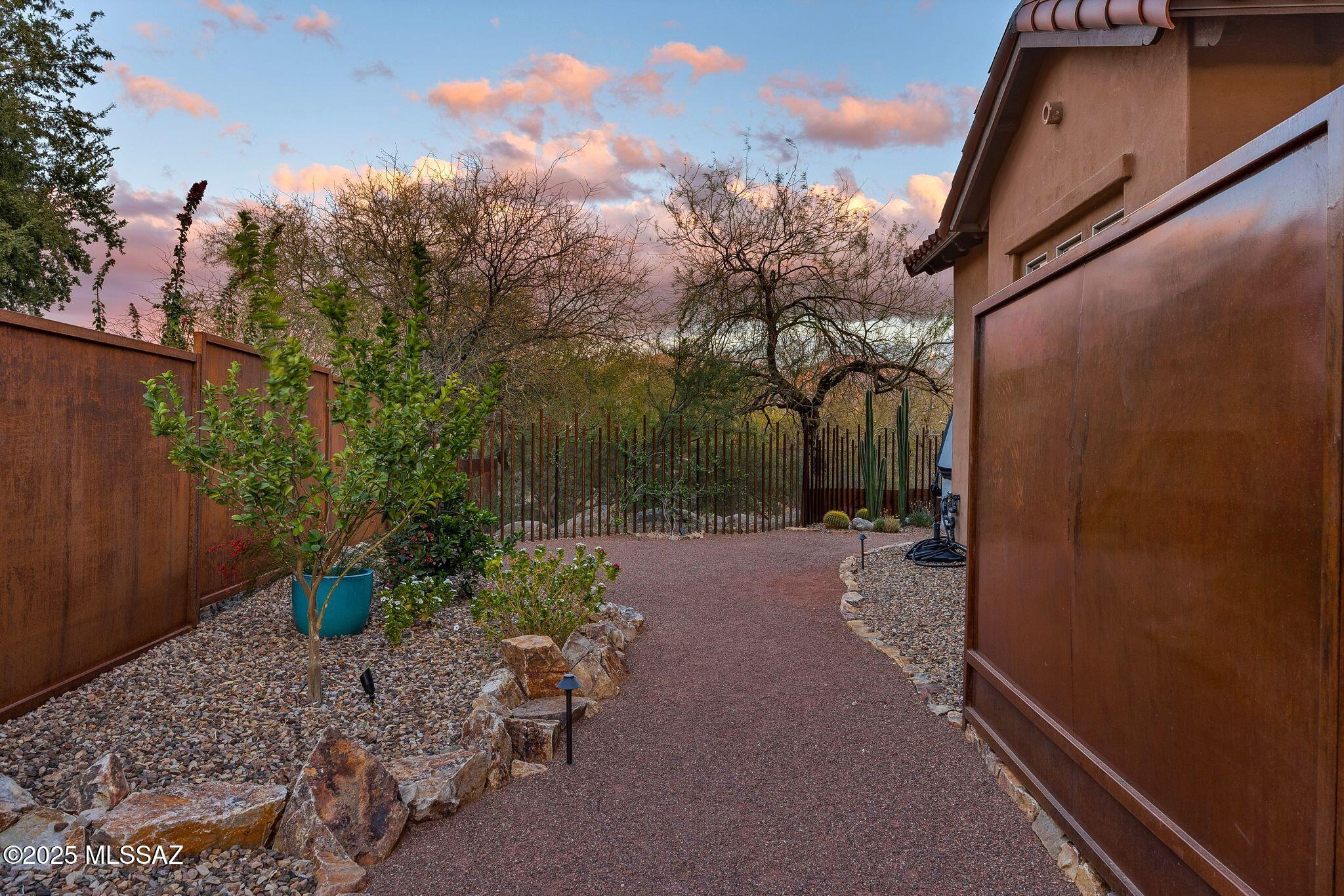 Stone Canyon I - Residential