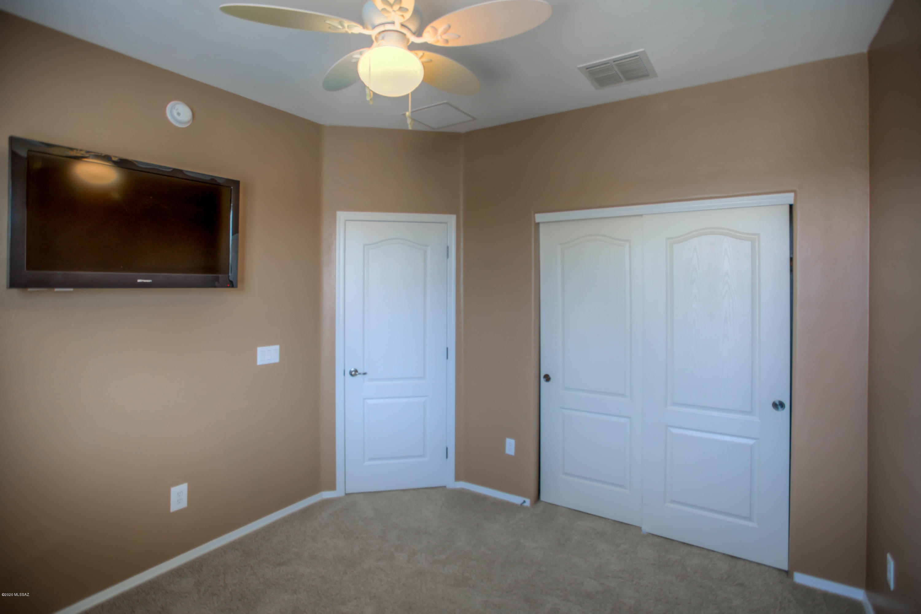 Rancho Del Lago (1-100) - Residential