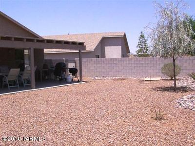 Just minutes to Downtown or the U of A! Charming 3br/2ba with 2 car garage, fenced yard with covered patio and all appliances. Spacious kitchen, large covered patio in large backyard. Right across from the park!

TENANT OCCUPIED THRU 09/30/2021