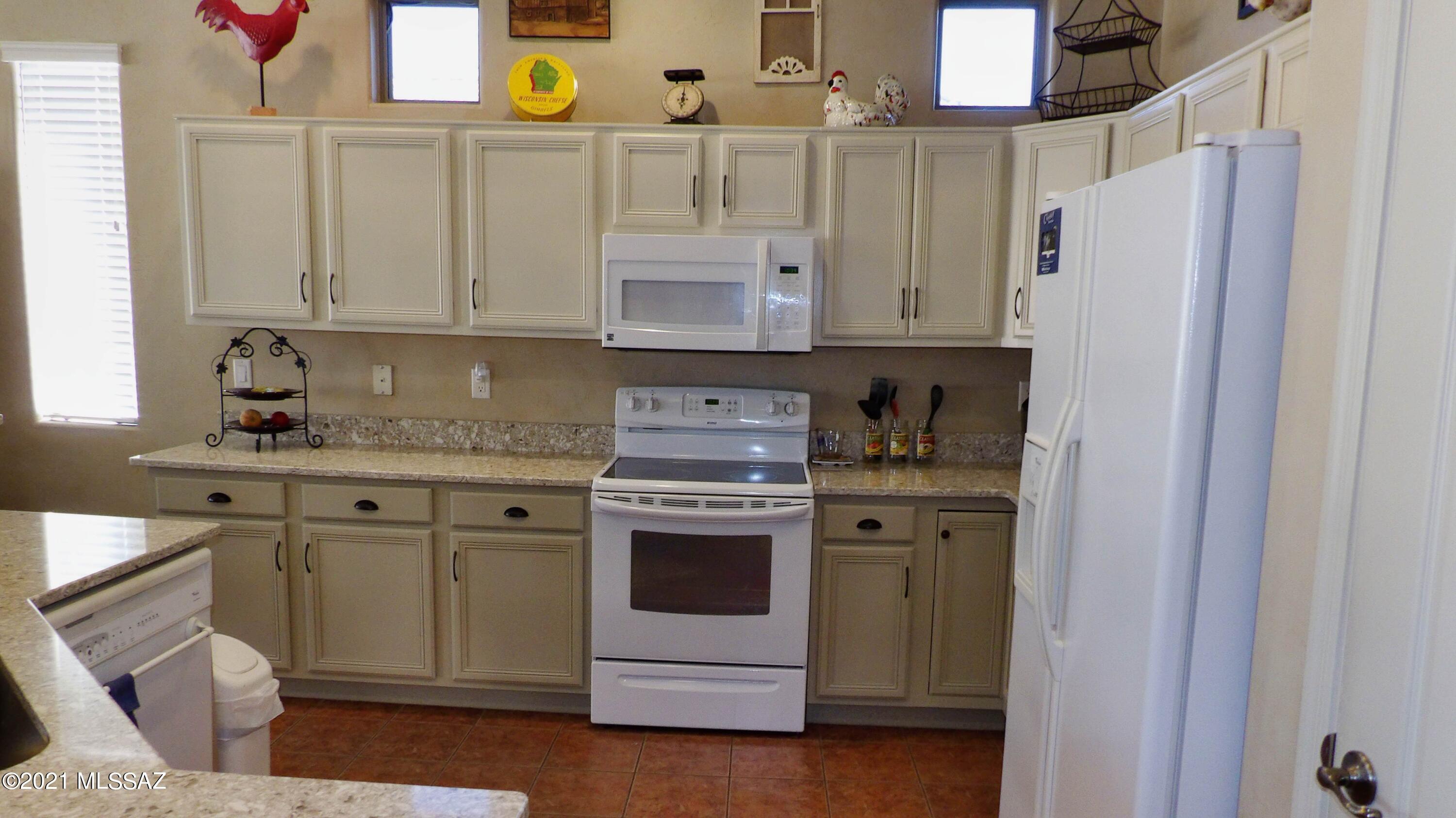 Las Campanas BLK H (1-84) - Residential
