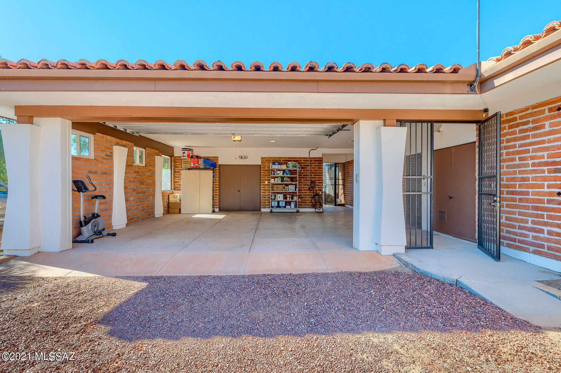 Casas Adobes Estates NO. 3-A - Residential