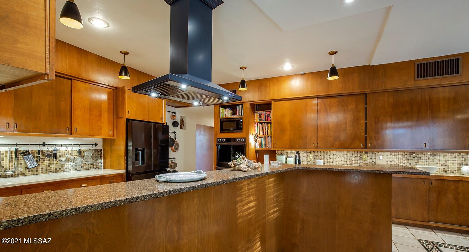 Casas Adobes Estates NO. 3-A - Residential