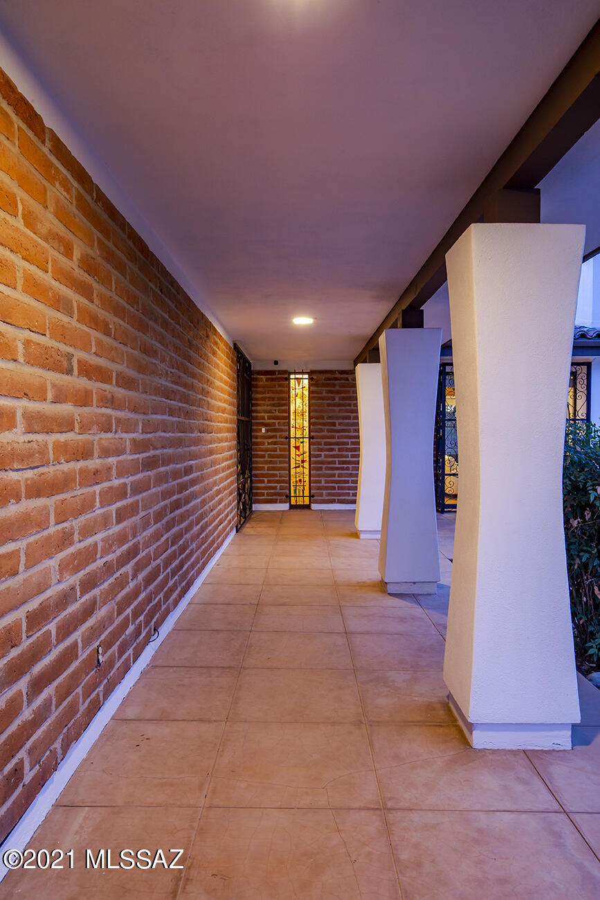 Casas Adobes Estates NO. 3-A - Residential