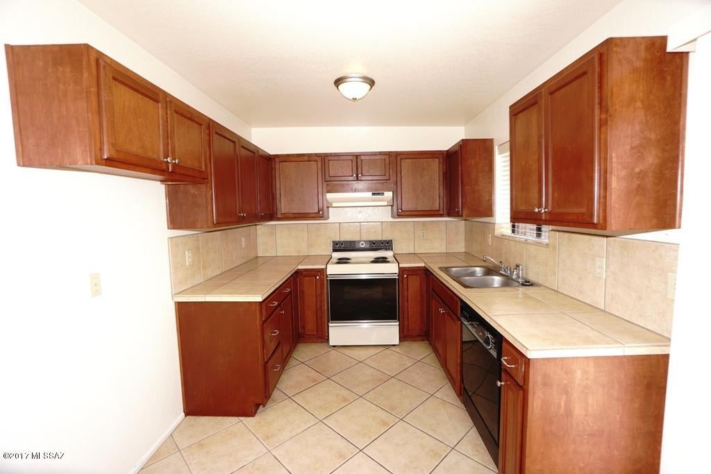 Amphitheater Acres Addn. - Residential Lease