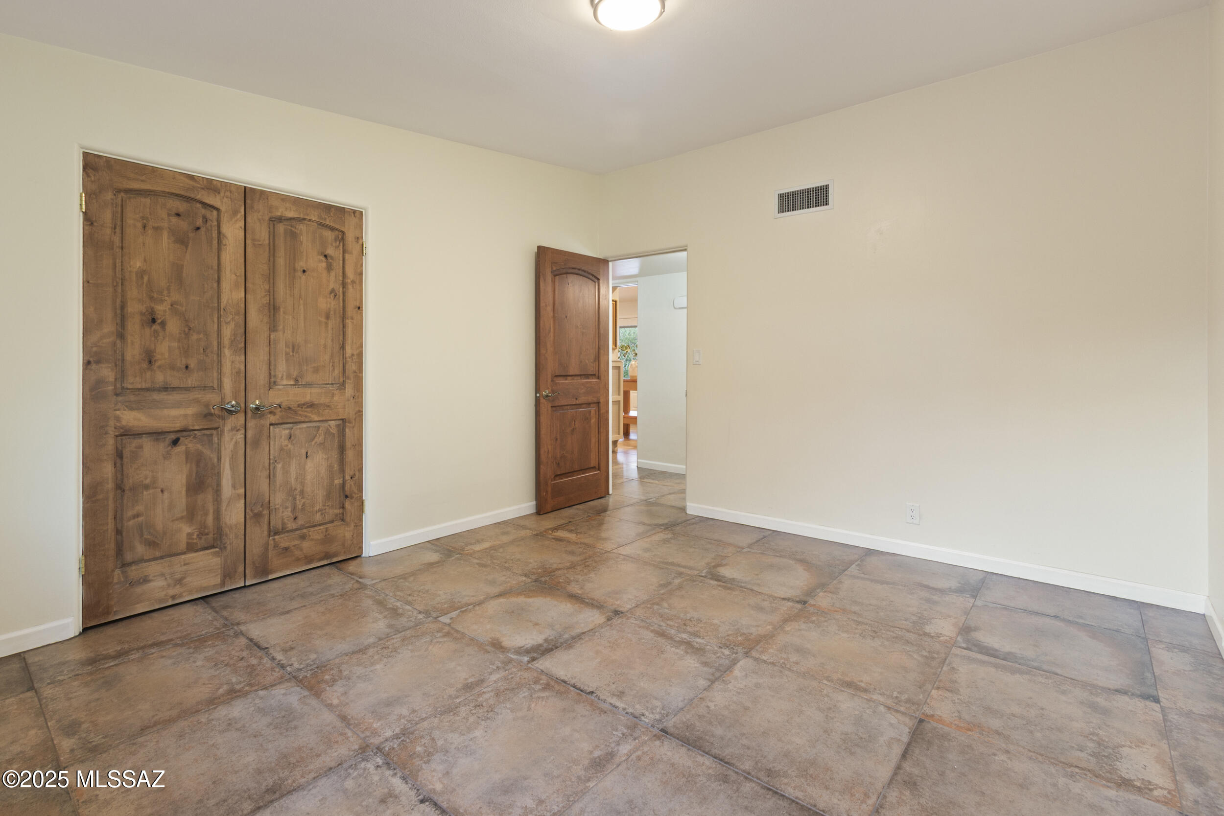 Country Club Estates NO. 1 - Residential