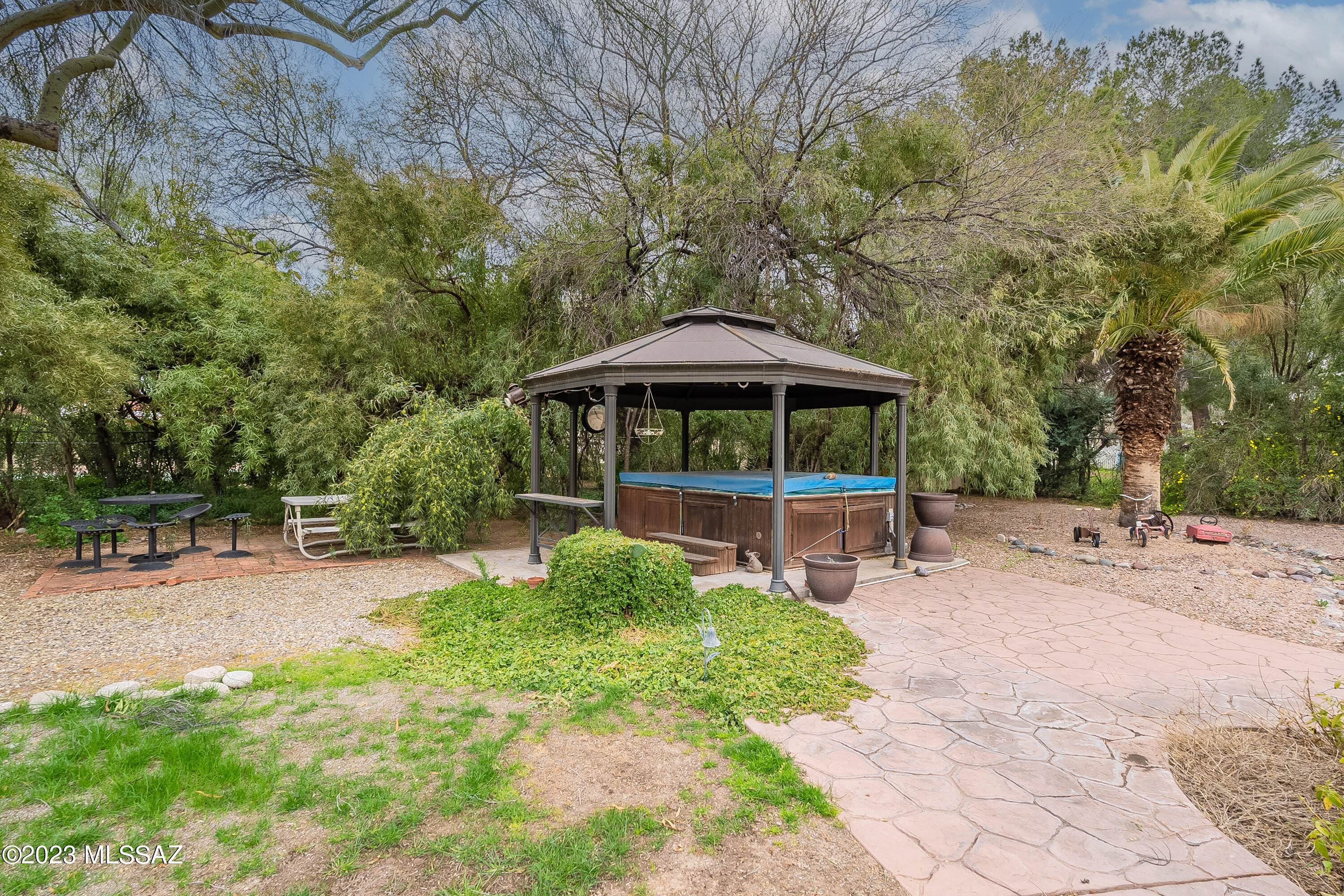 Country Club Estates NO. 1 - Residential