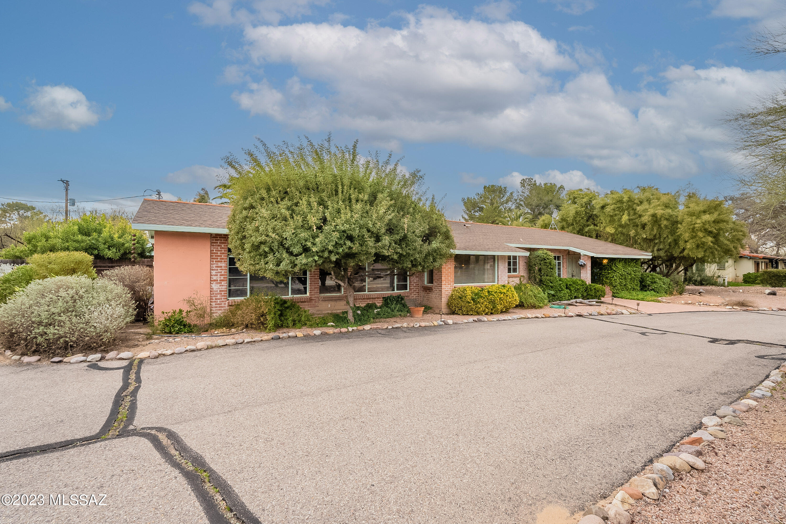 Country Club Estates NO. 1 - Residential