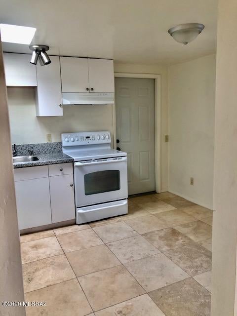 Roberts NO. 2 Addition - Residential Lease