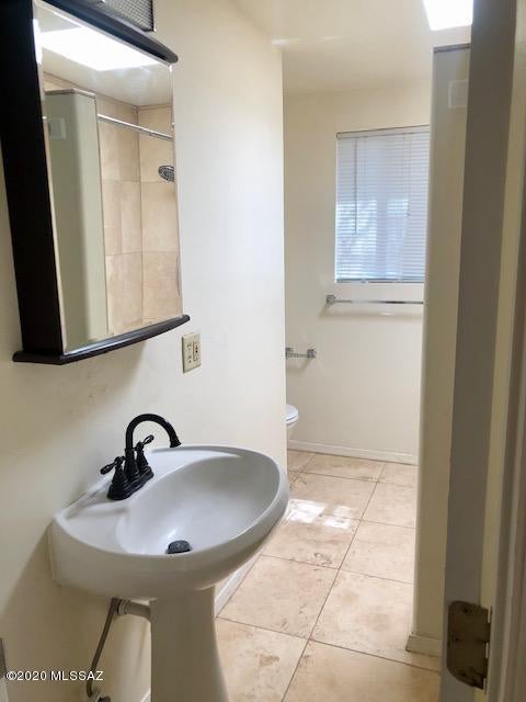 Roberts NO. 2 Addition - Residential Lease